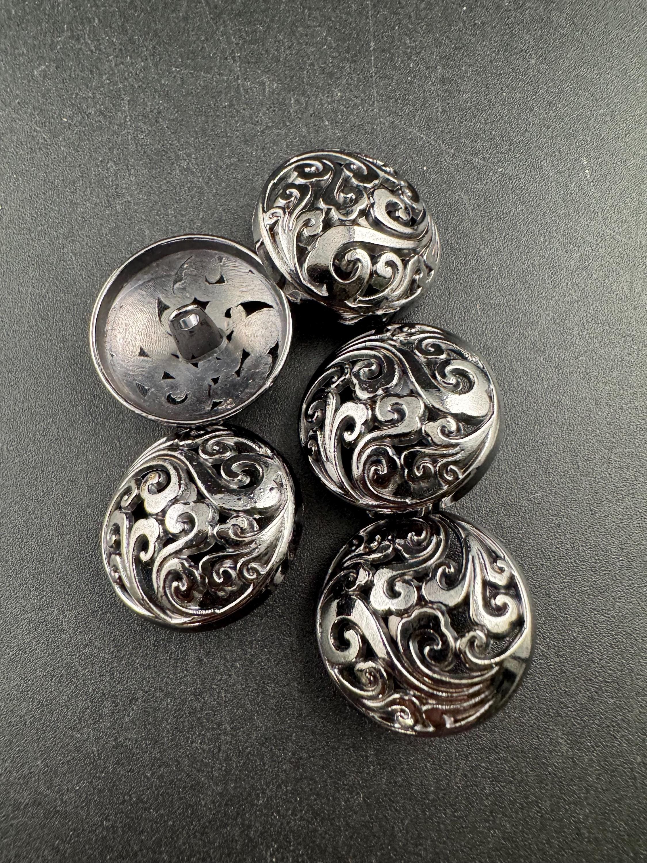 25mm openwork domed buttons, pack of 5 in gold or steel grey metal