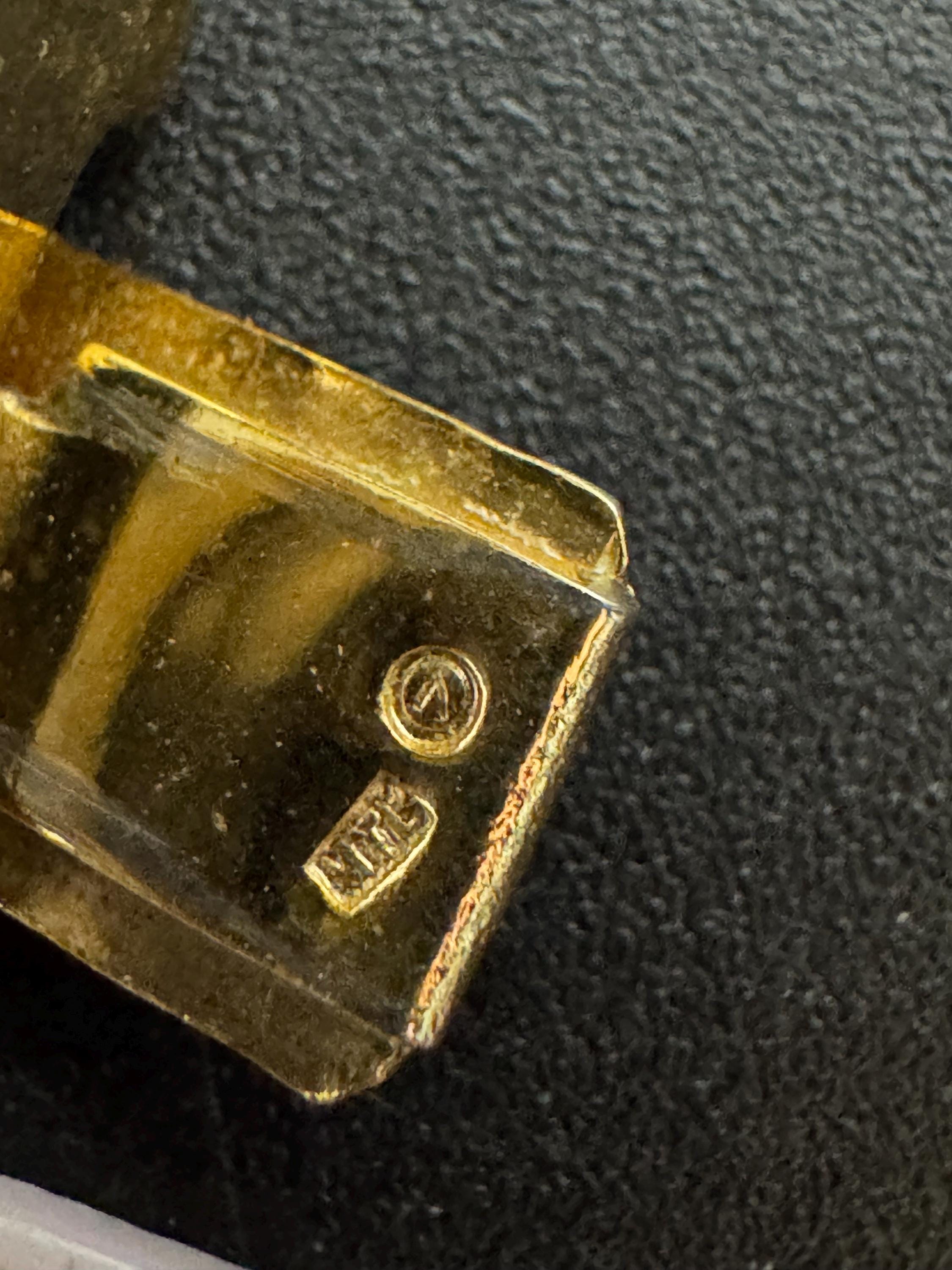 1970s flat wide etched bracelet, gold plated chain edged