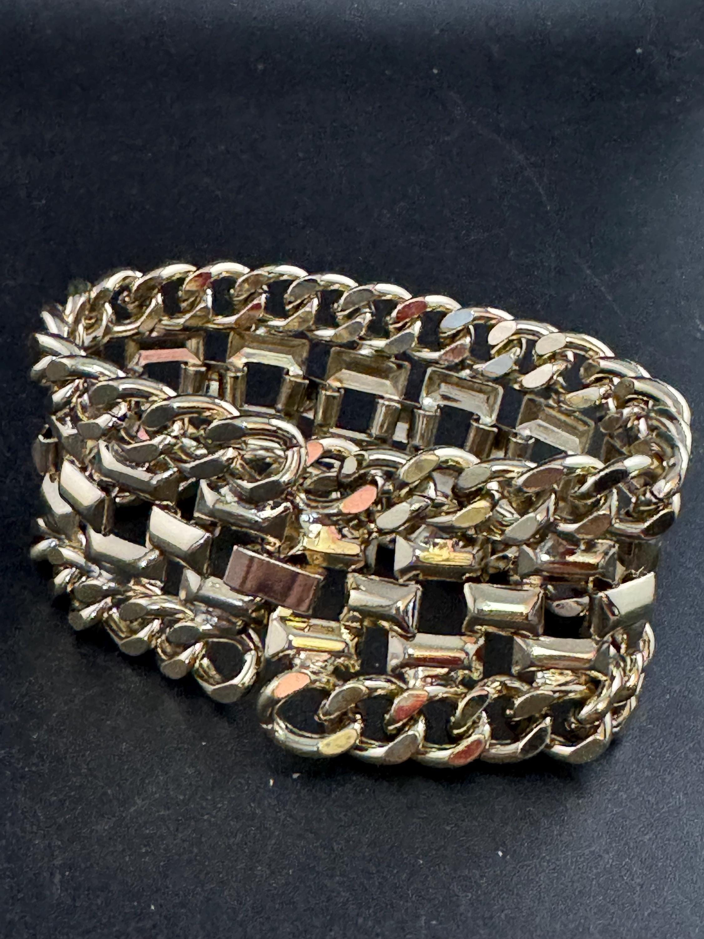 Oversized curb and panther link wide chain bracelet, gold tone