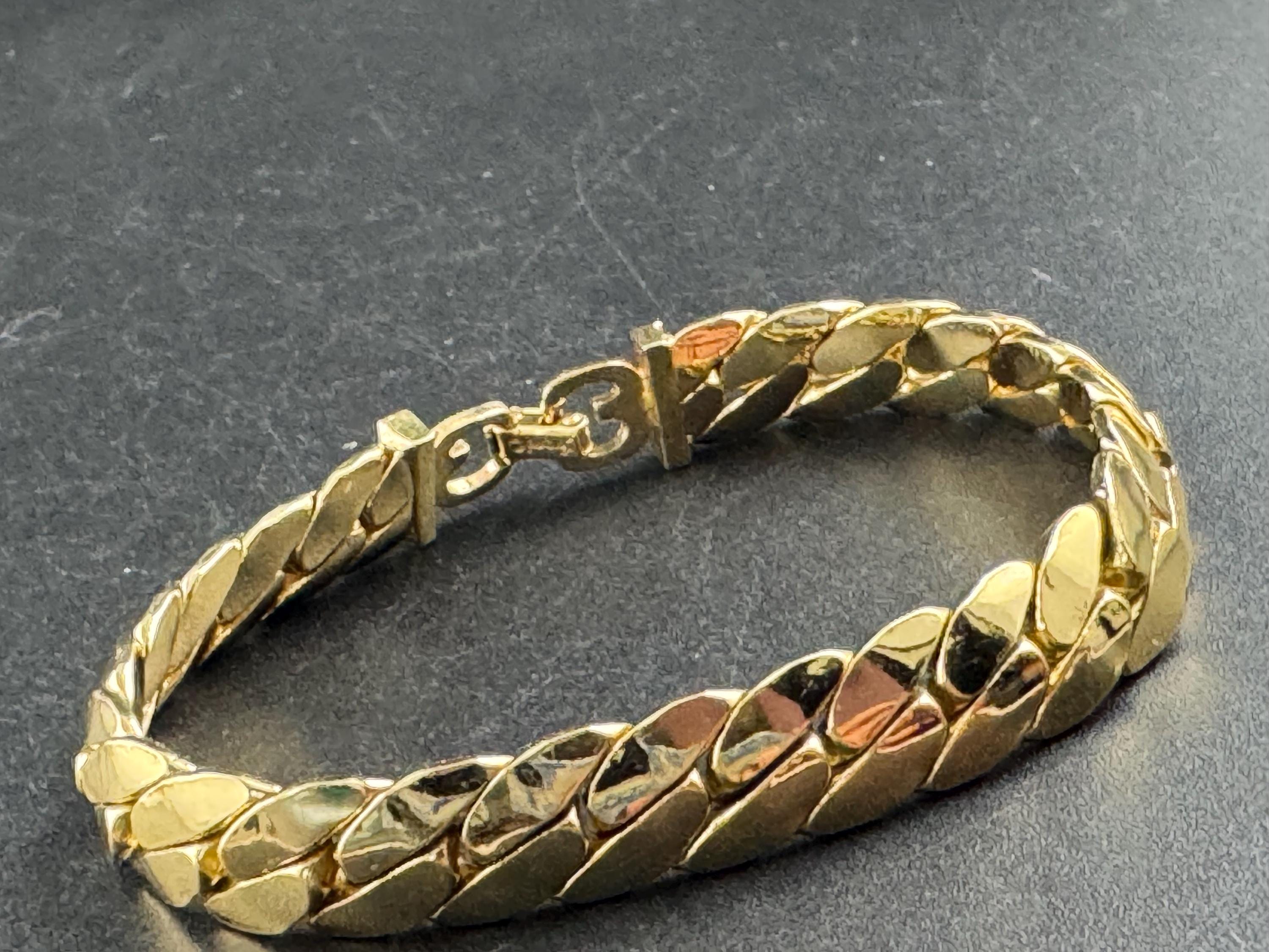 Grosse gold plated curb Bracelet, Modernist signed chain