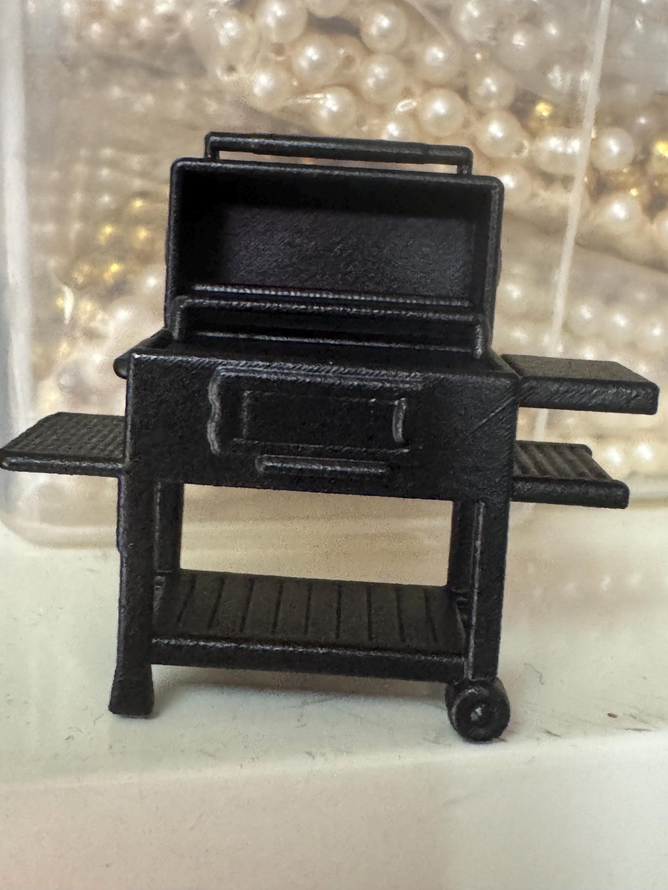 Miniature bbq barbecue cake topper , dollshouse fairy gardens, scenery , black acrylic