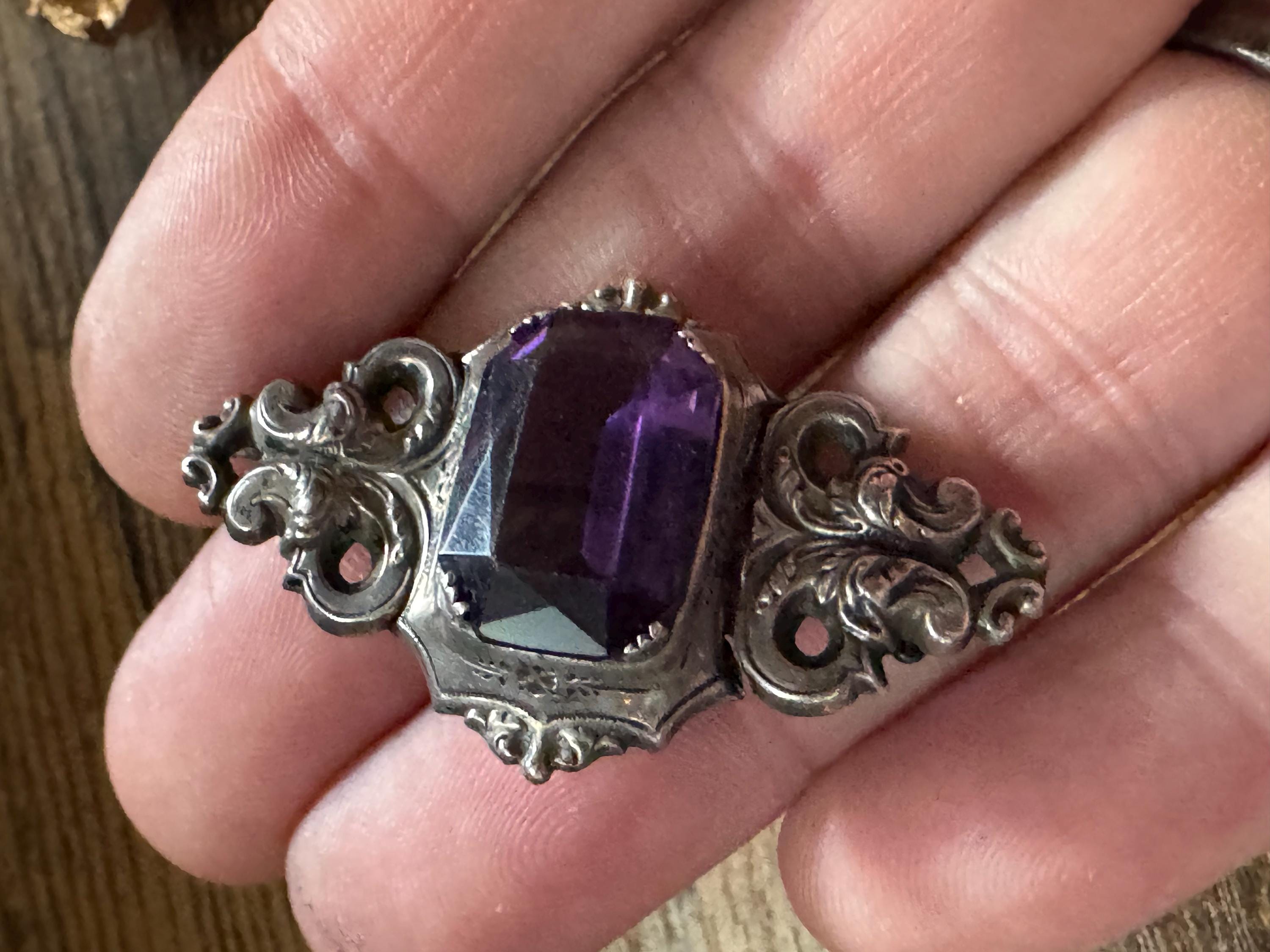 Victorian amethyst purple 925 brooch, antique sterling silver