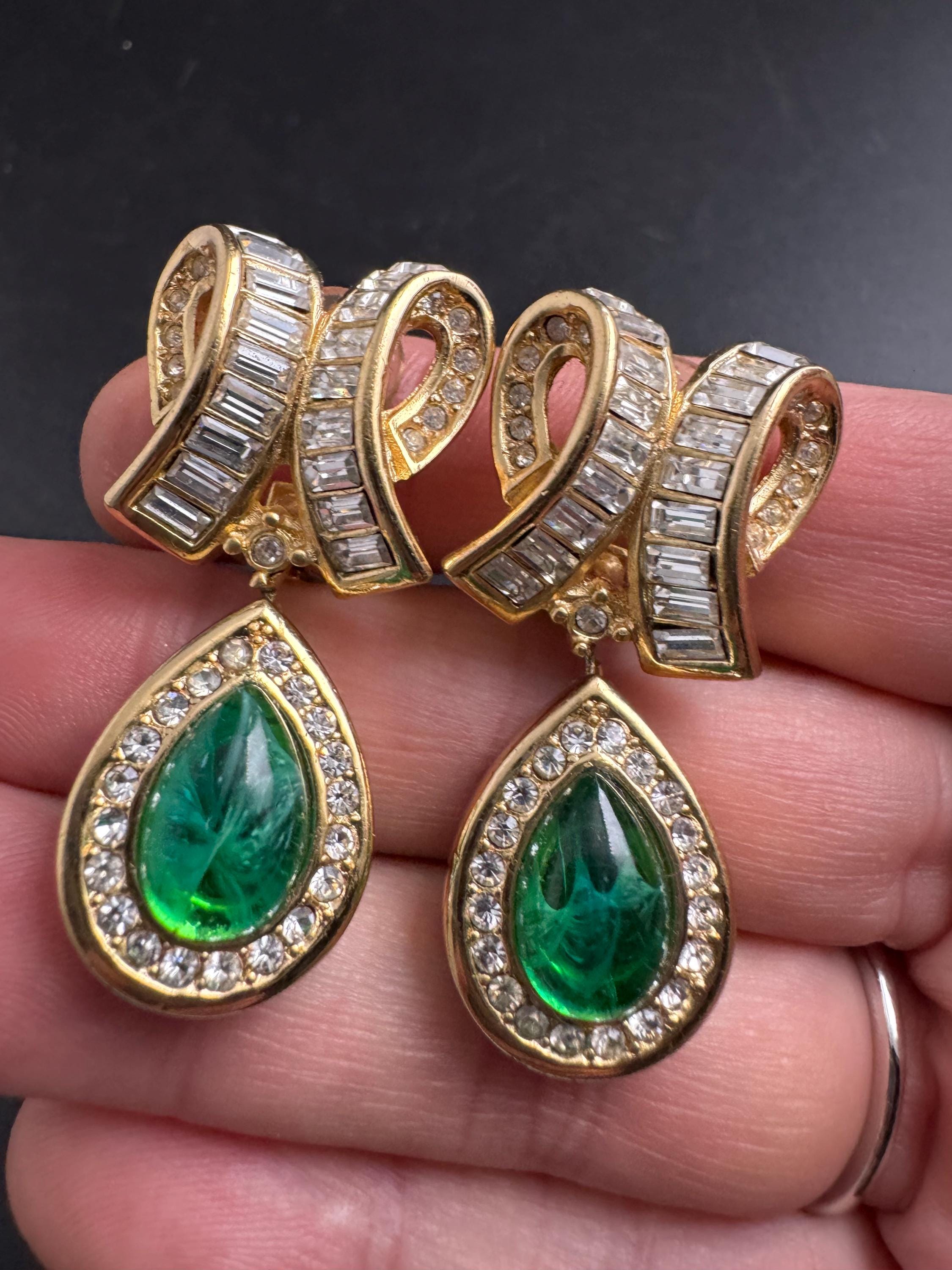 Vintage Christian Dior Grosse Green Gripoix Rhinestone Clip On Earrings