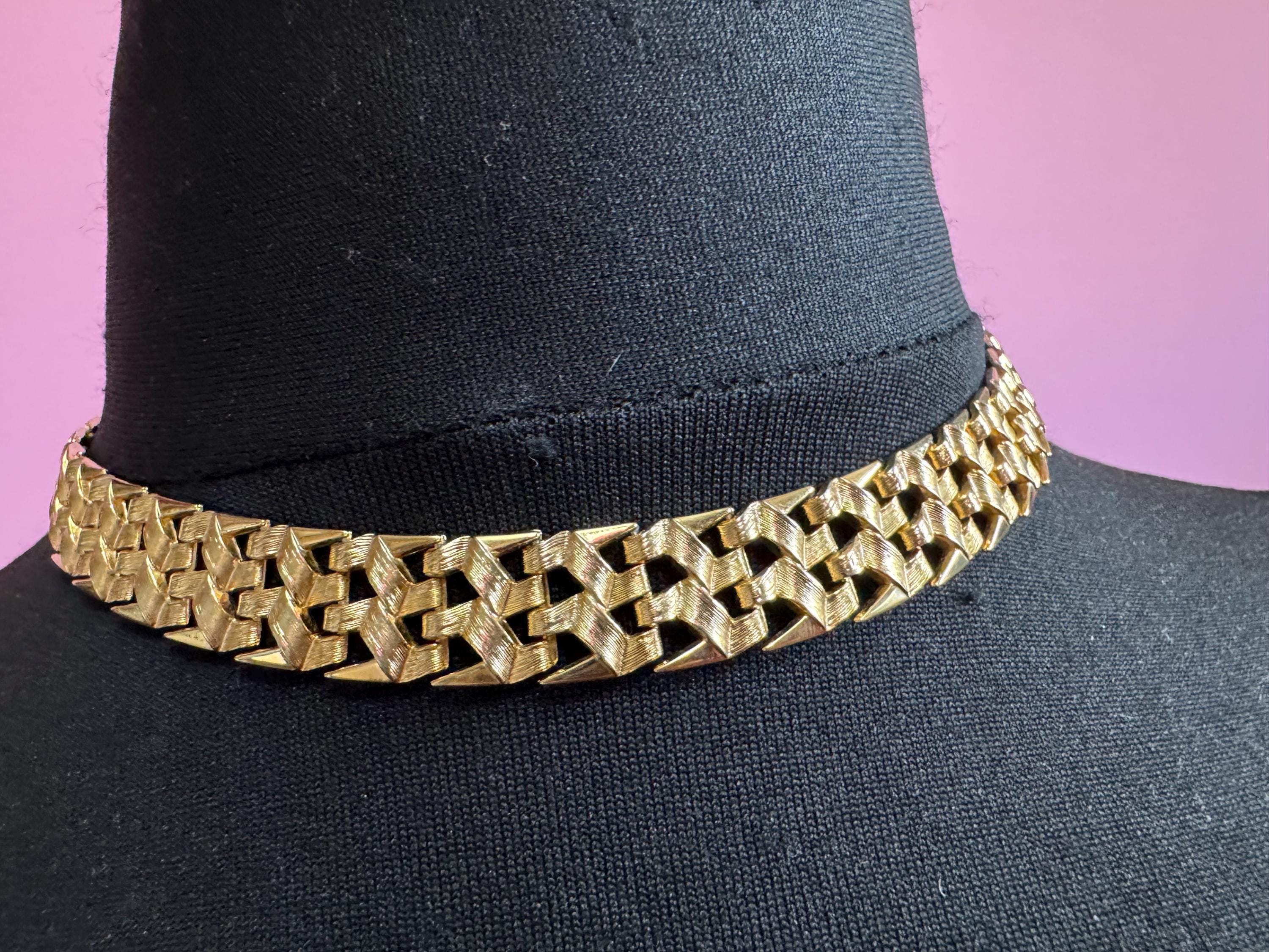 1965 GROSSE gold plated flat choker, signed necklace Designer 1960s