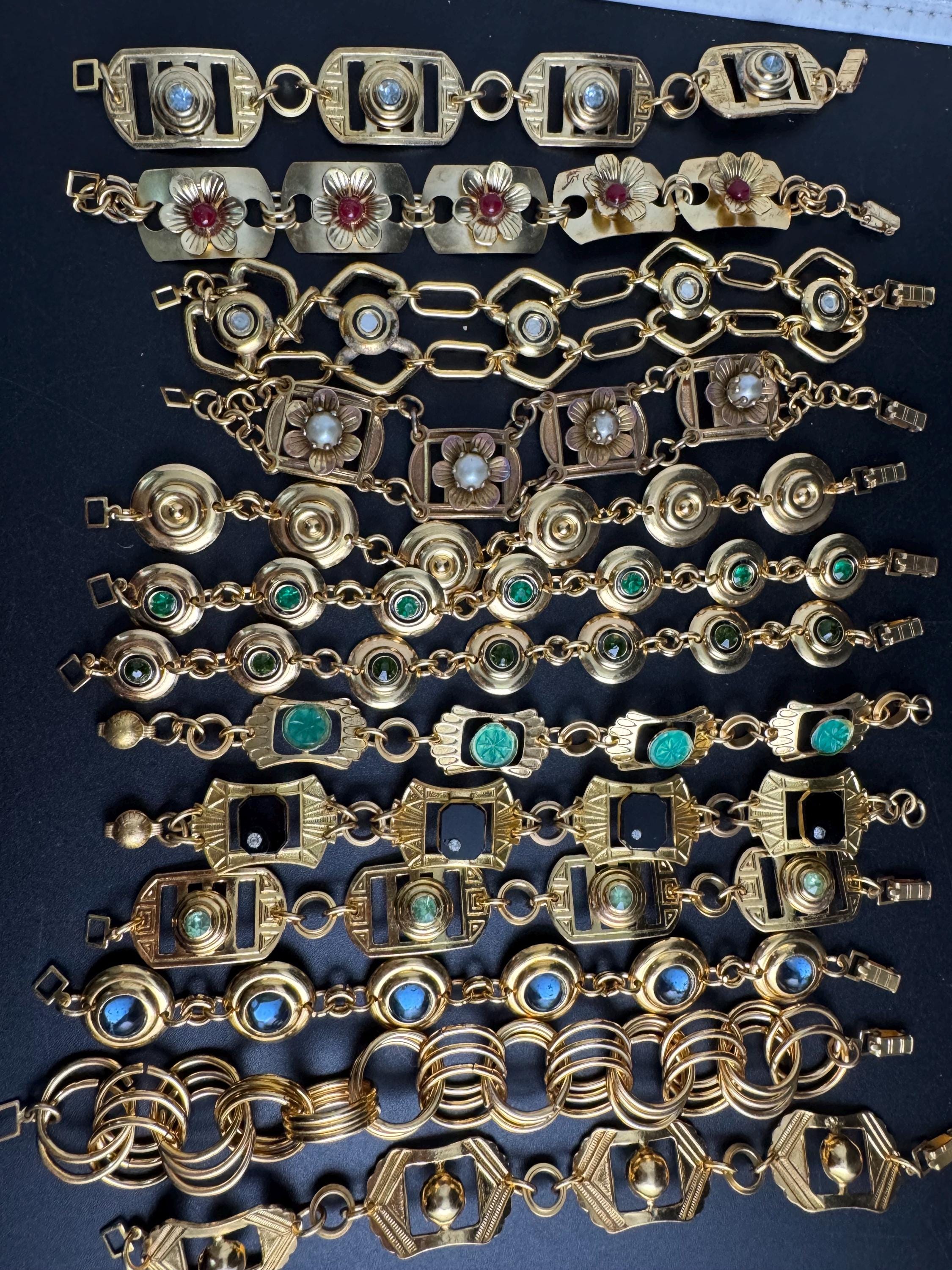 Wide gold geometric chain link bracelet , vintage unused 70s