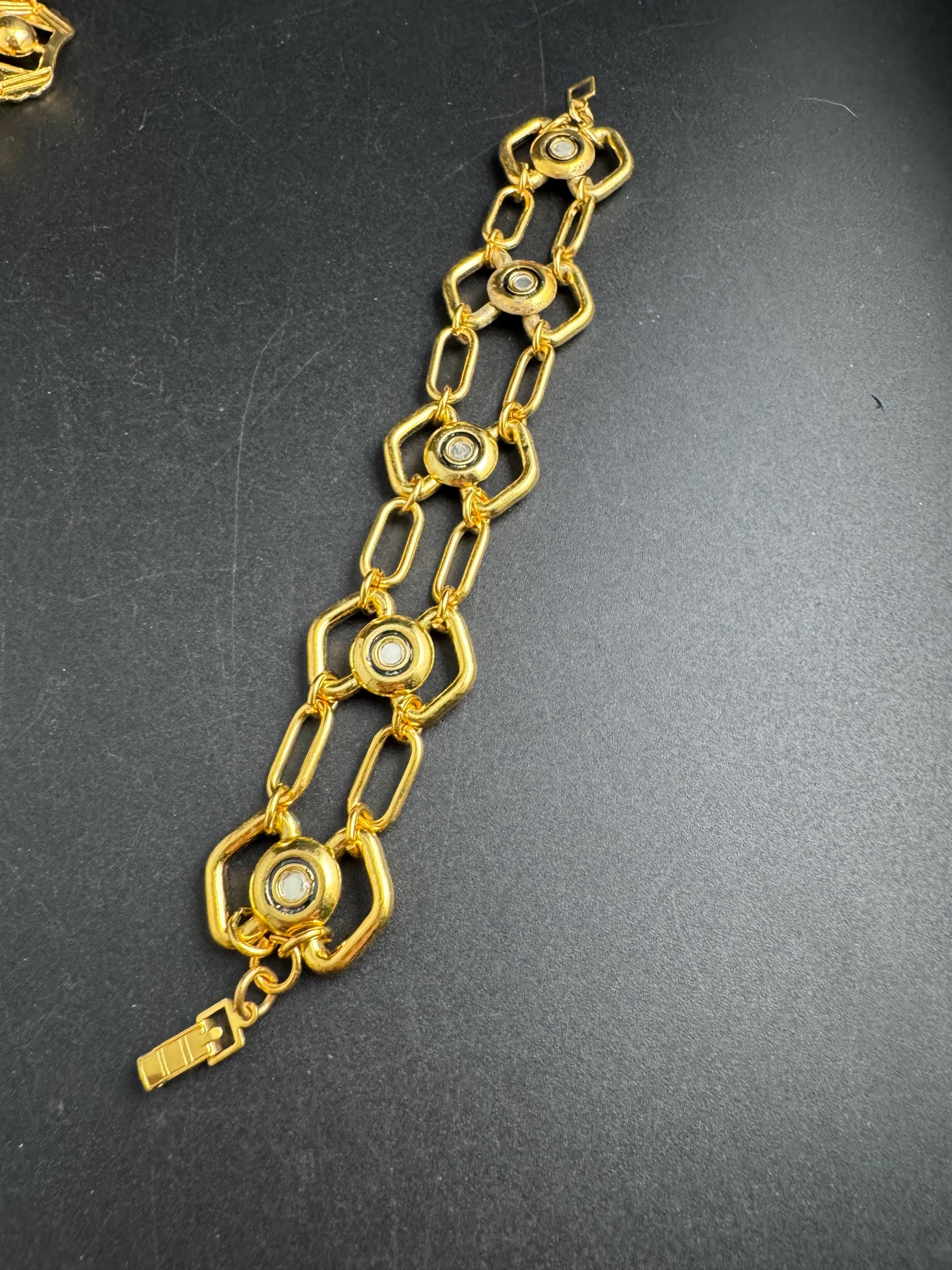 Wide gold geometric chain link bracelet , vintage unused 70s
