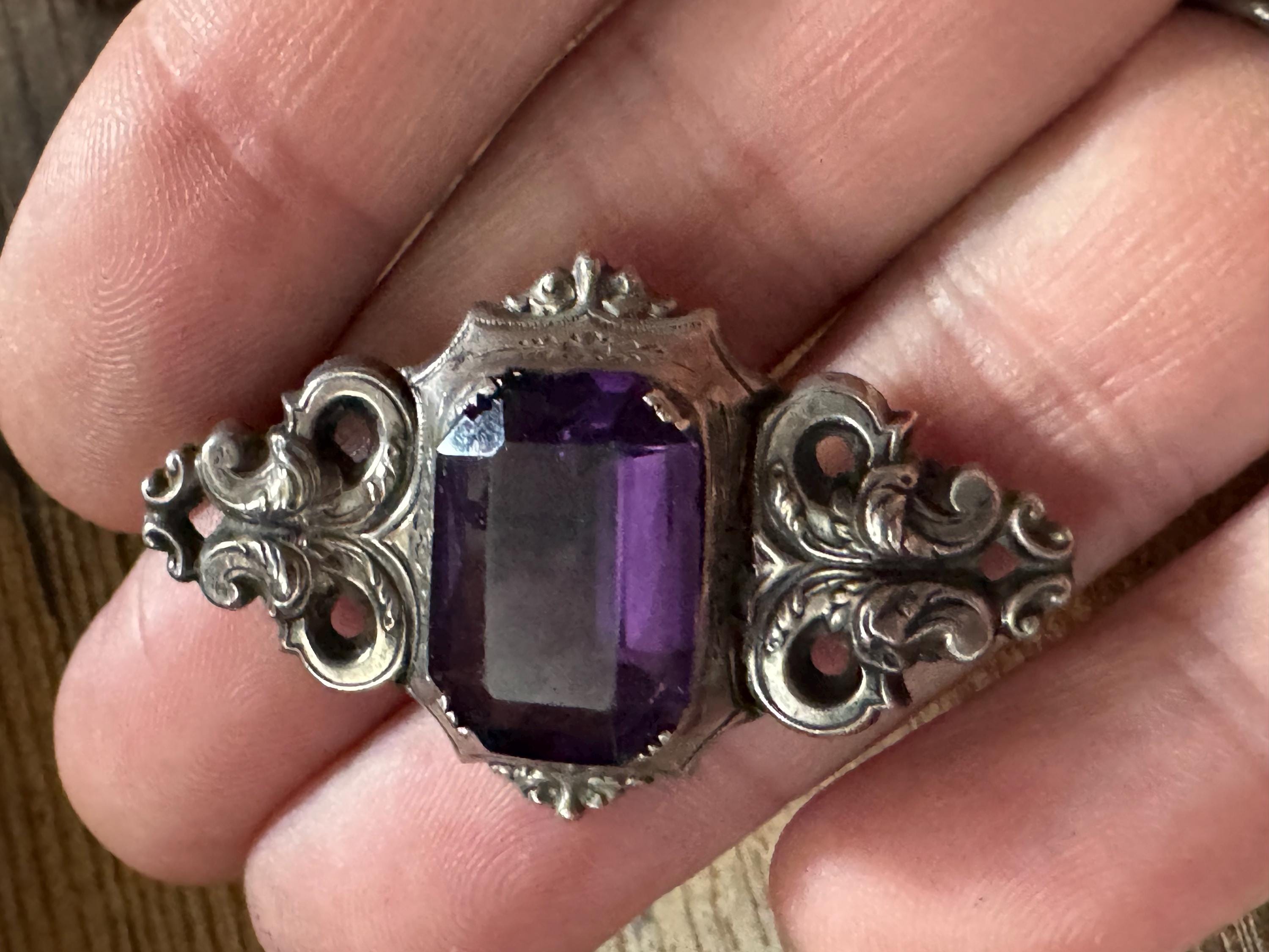 Victorian amethyst purple 925 brooch, antique sterling silver
