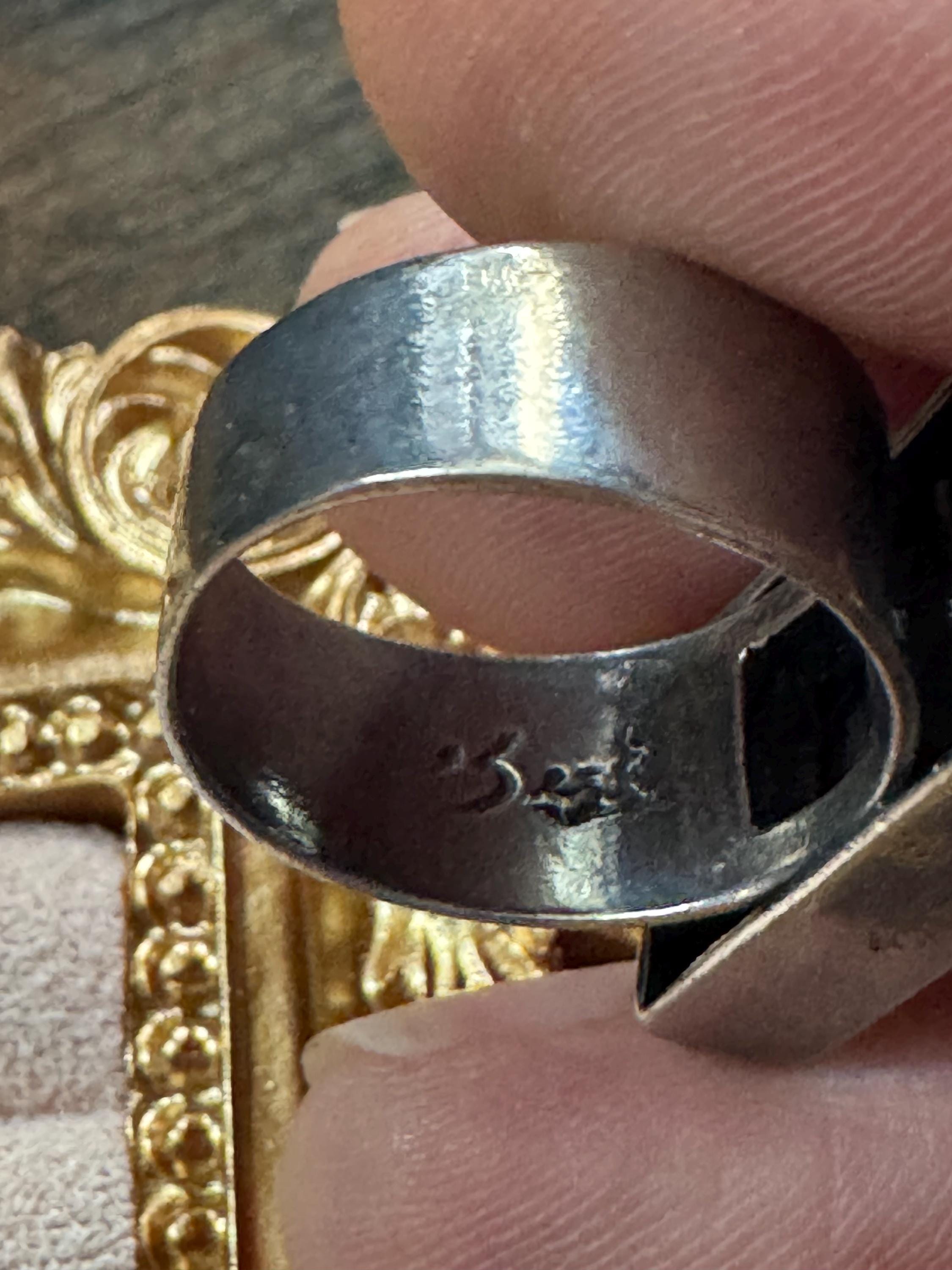 Uk Size M.5 925 ring with blue gemstone, modernist Sterling silver