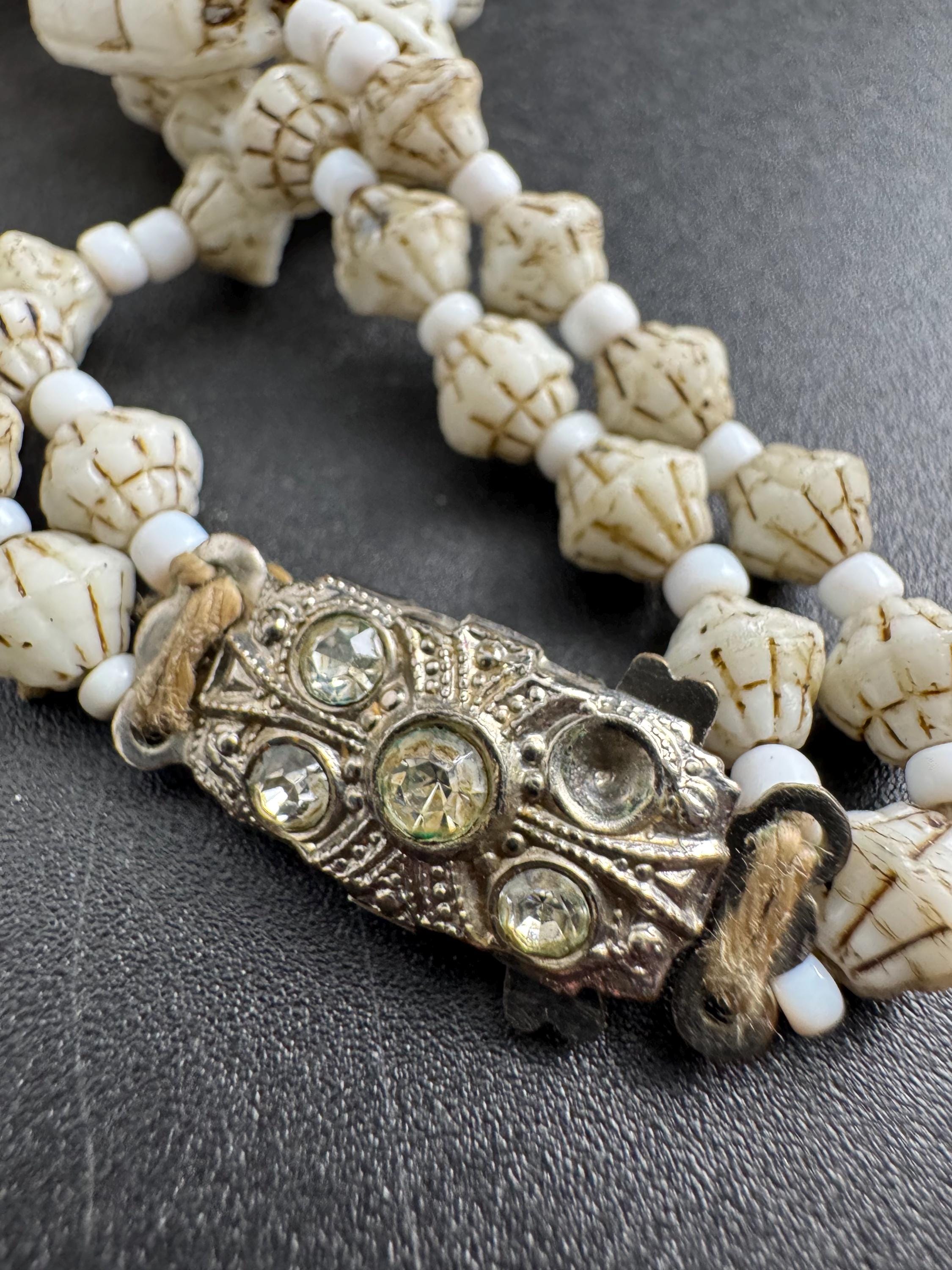 neiger UV Multistrand necklace, cream beads 41cm uranium glass