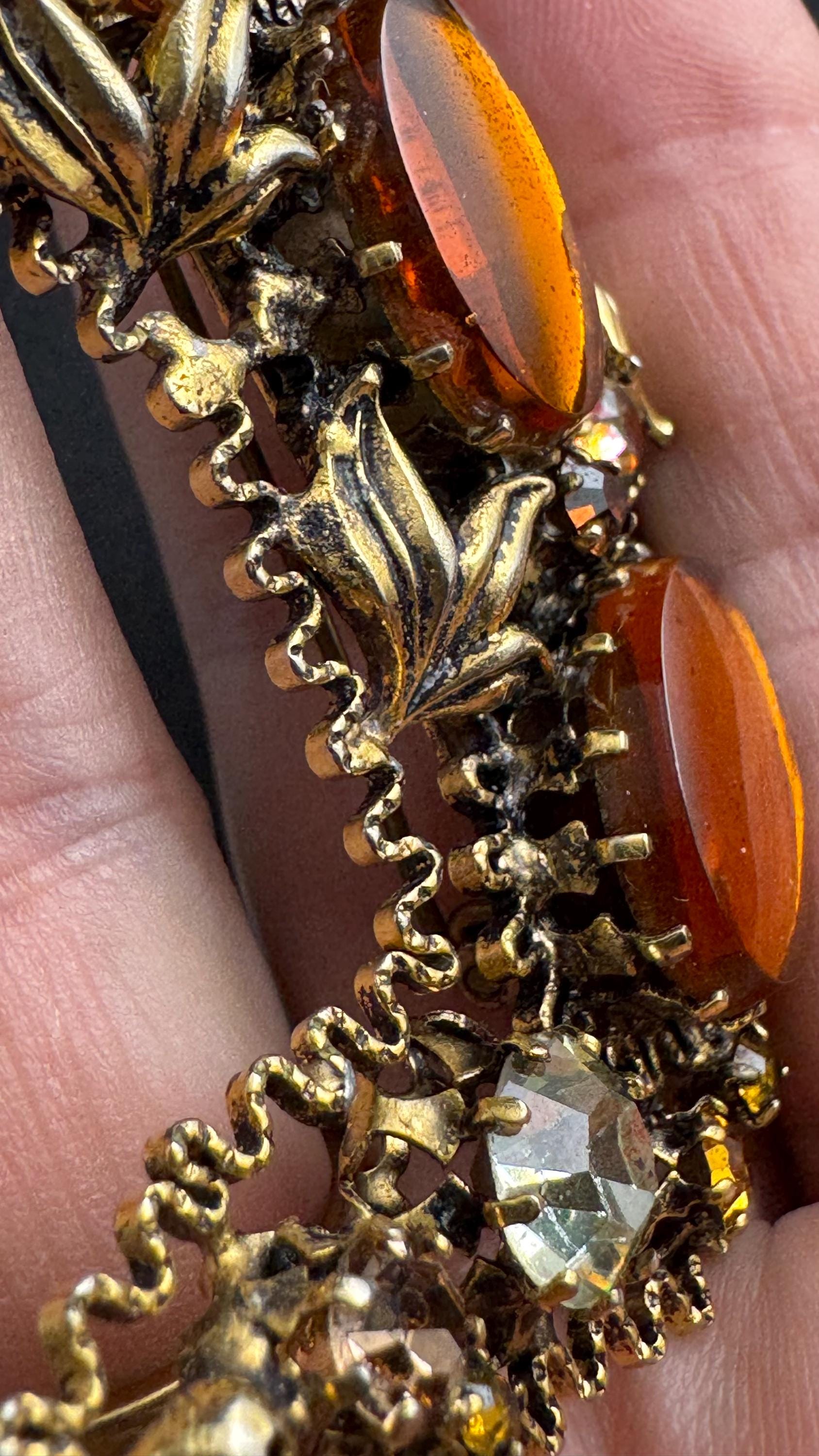 Austrian Crystal rhinestone brooch, oval cabochons unsigned gold tone