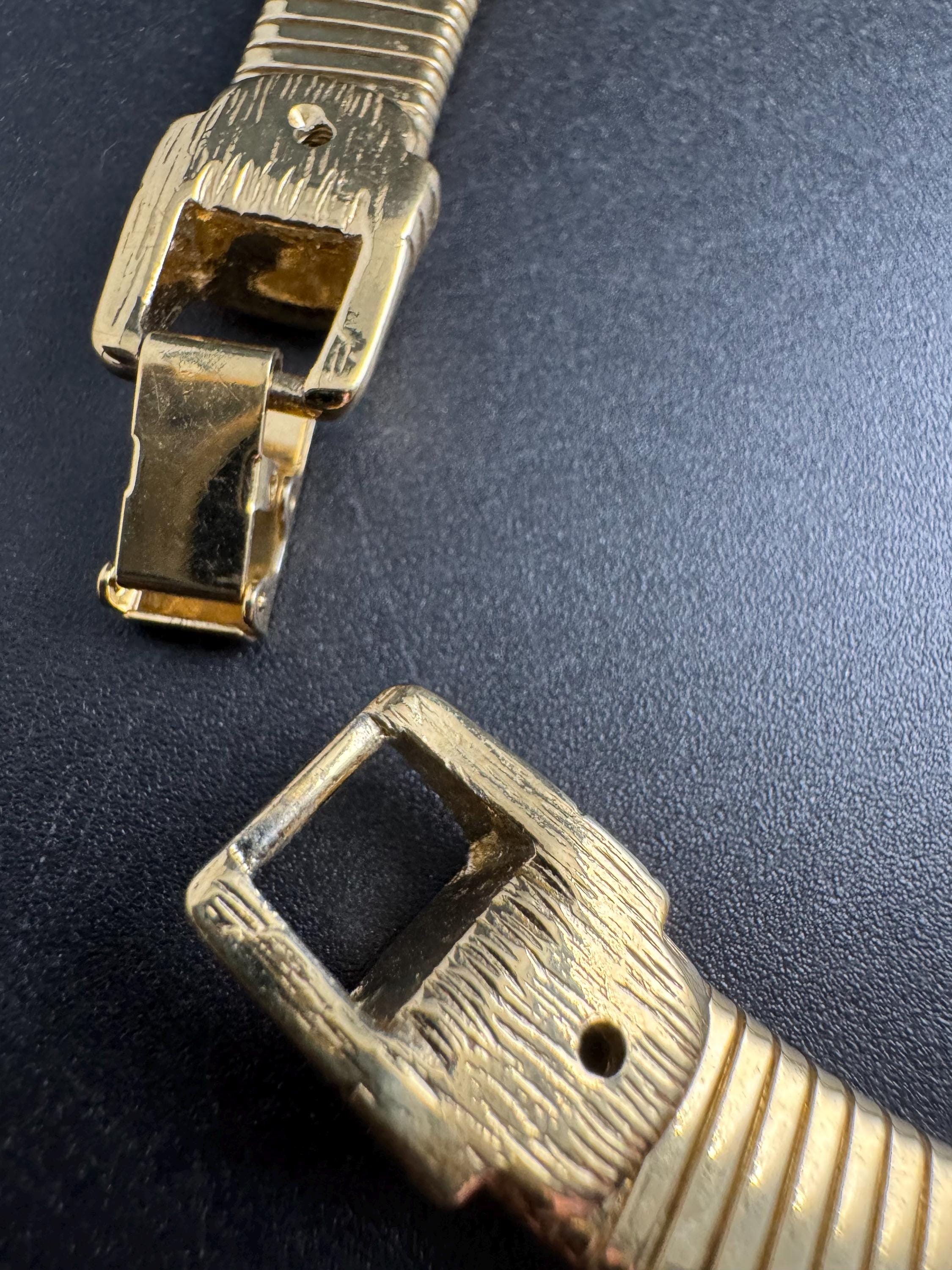 TRIFARI Cream enamel omega gold Choker, Vintage signed