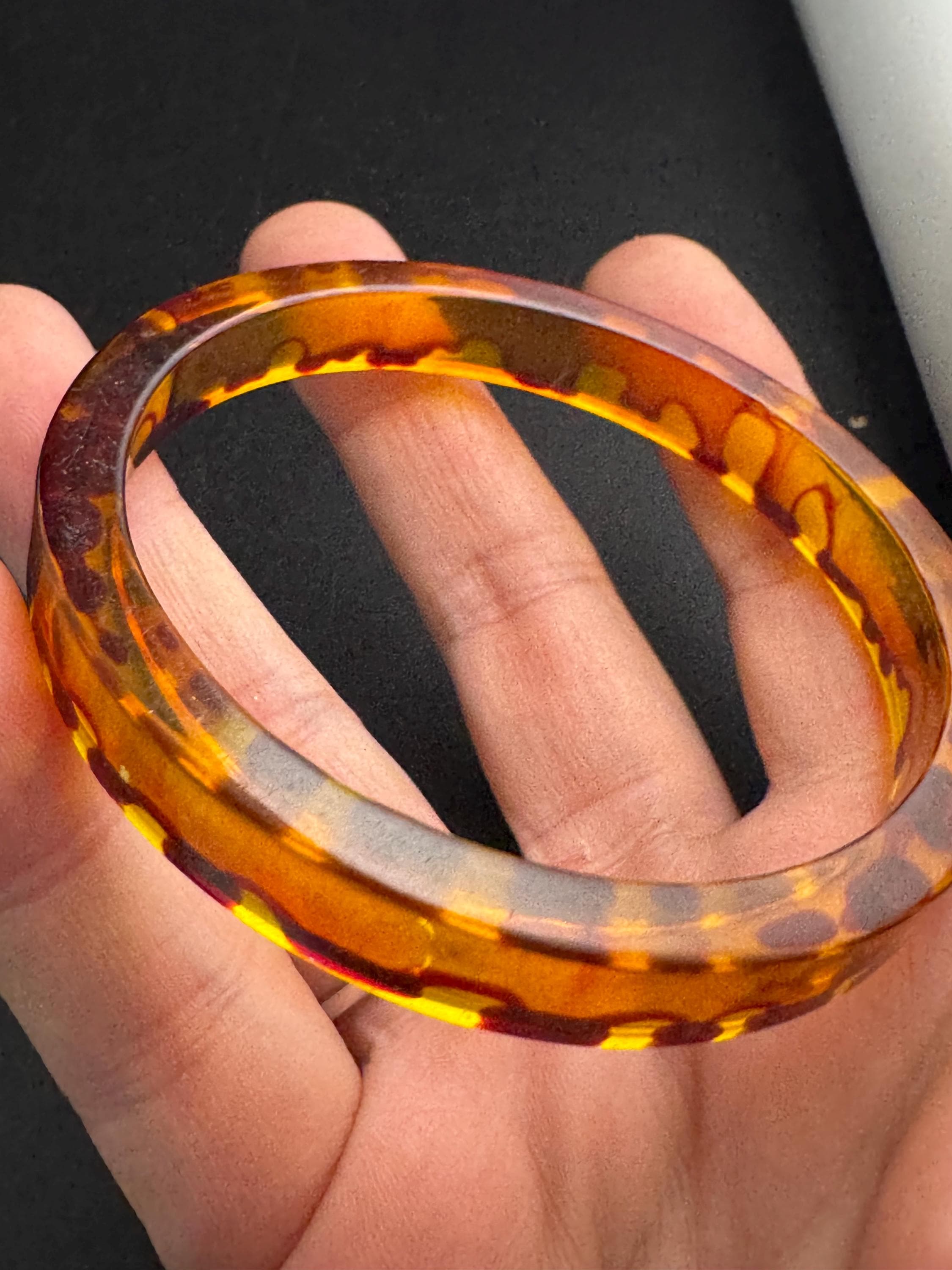 Faux tortoiseshell brown bangle, vintage early plastic bracelet ideal for stacking layering