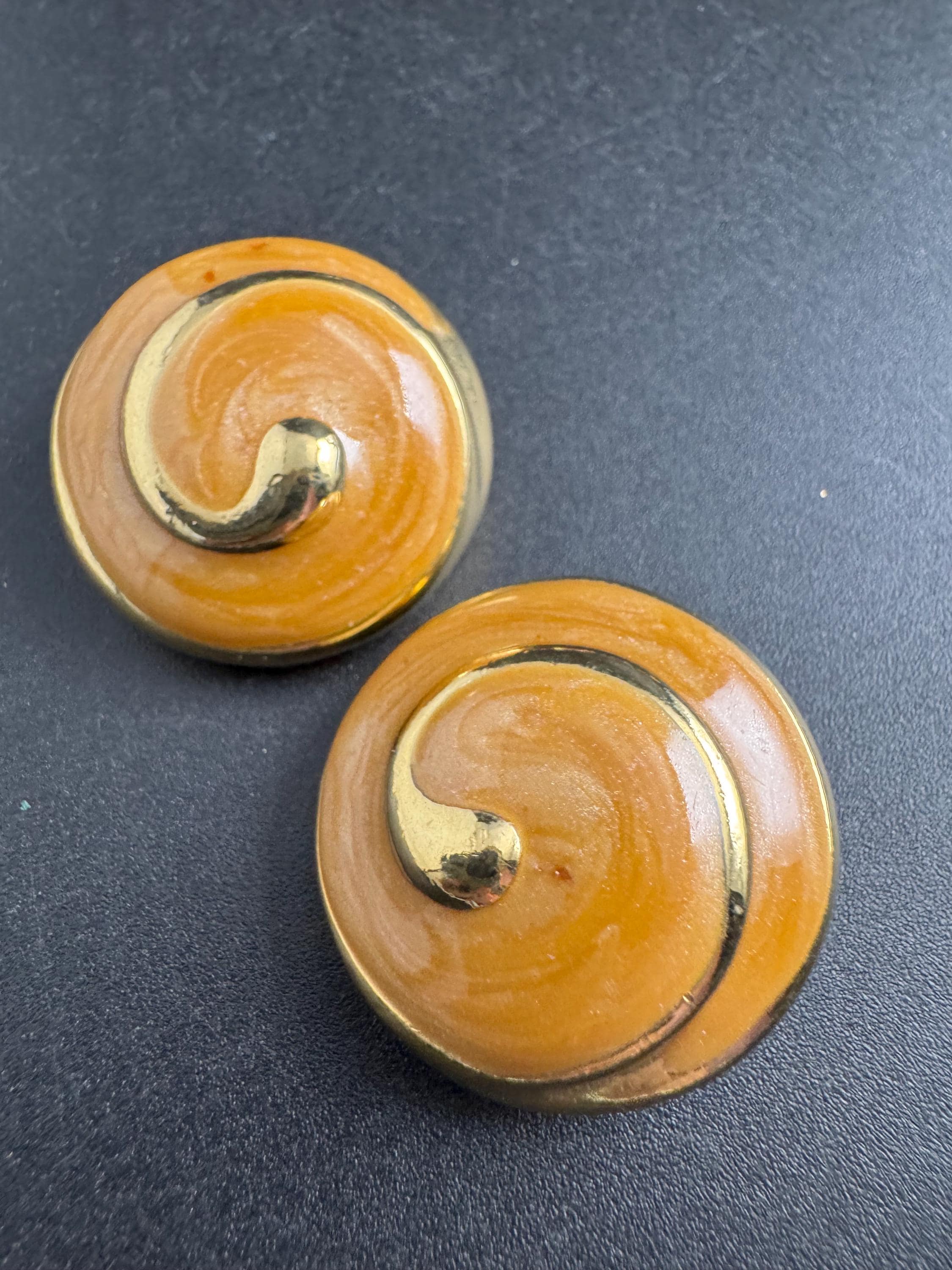 Beige neutral Enamel Clip On Earrings: jaques vert vintage gold plated