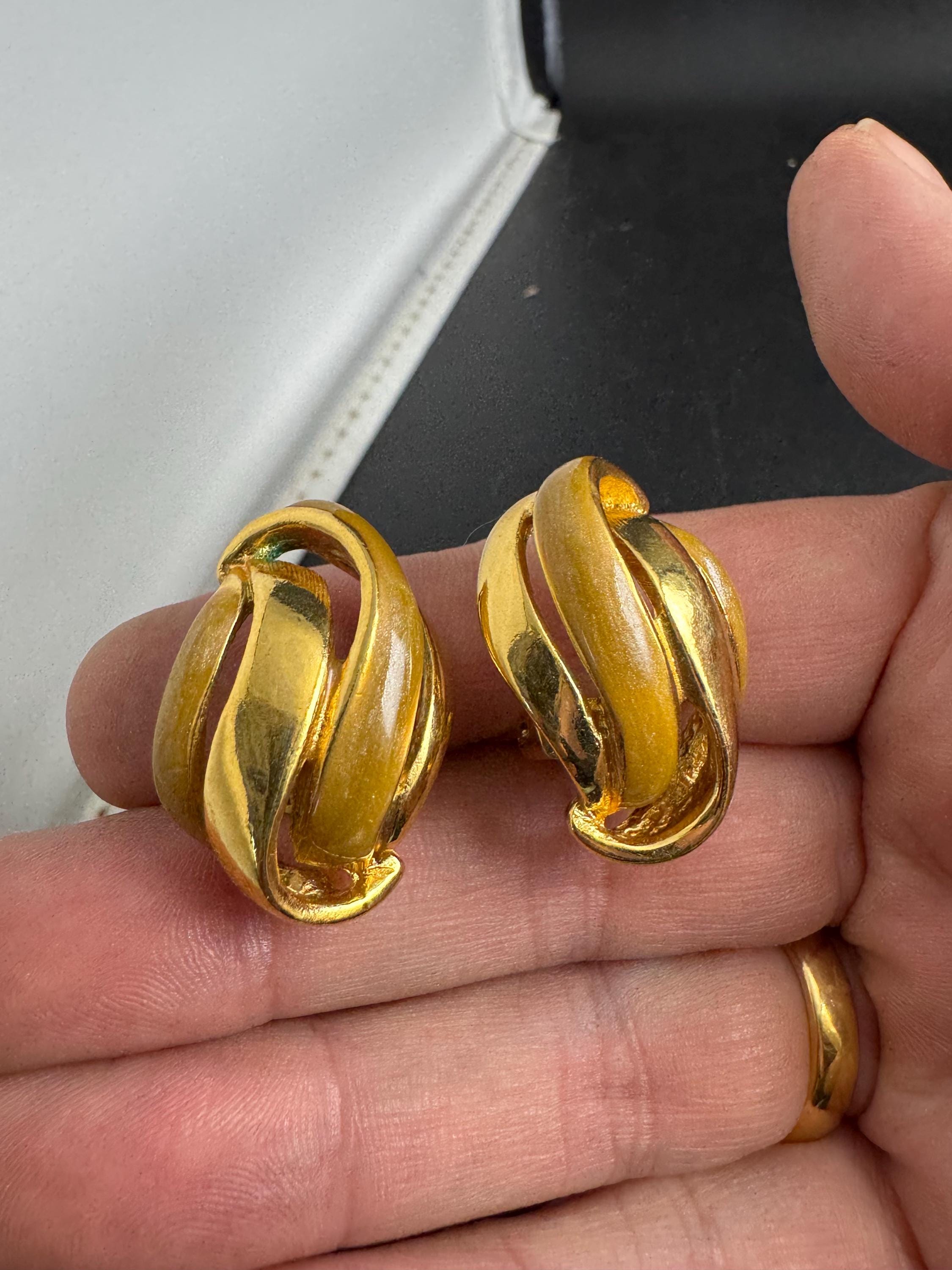 brown Enamel Clip On Earrings: jaques vert vintage gold plated