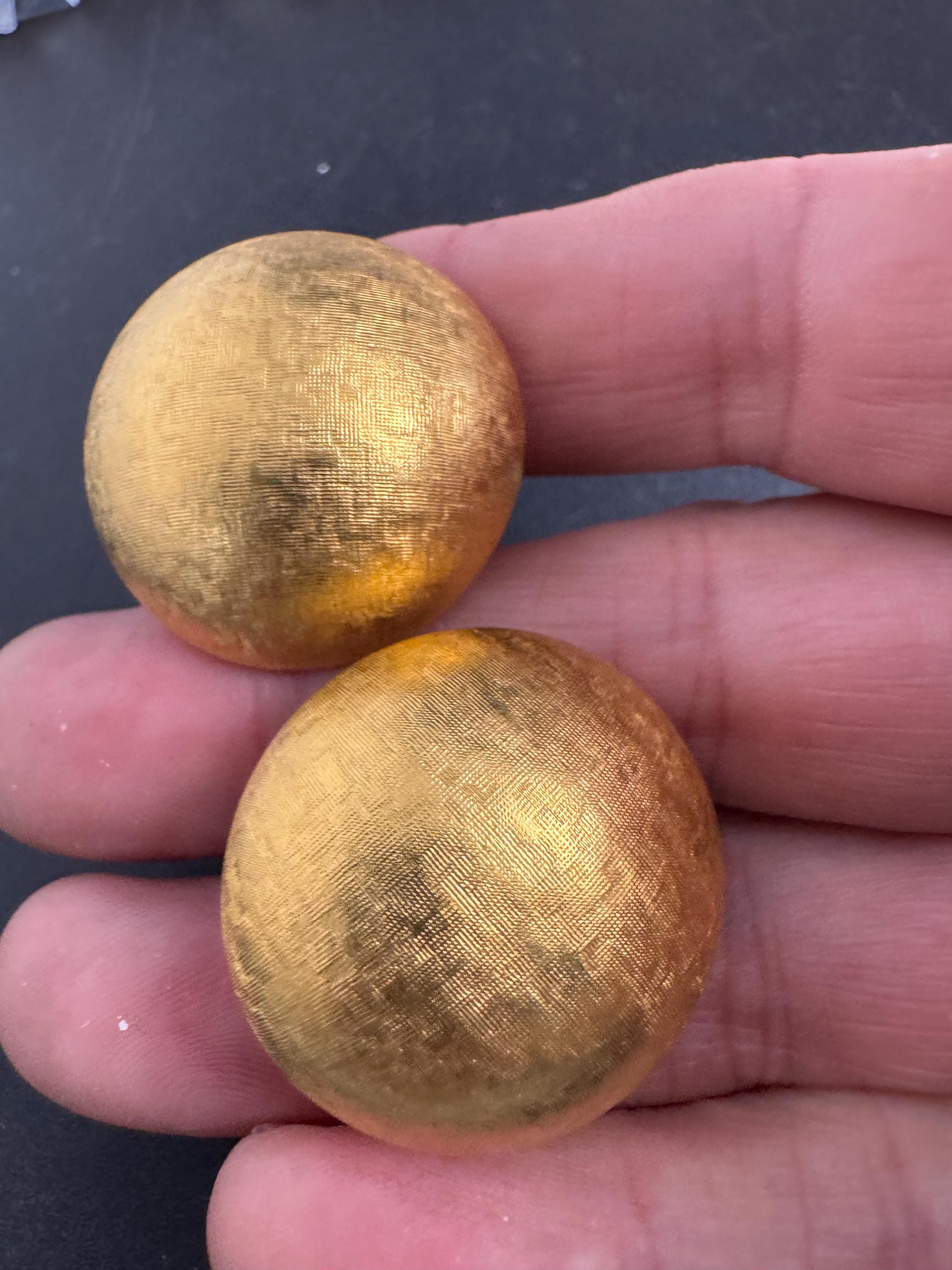 Joan rivers gold dome clip on earrings, brushed metal gold plated vintage and signed