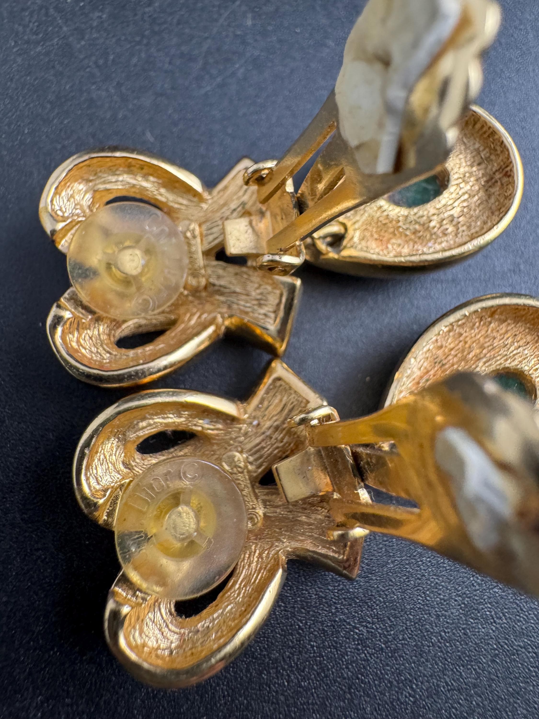 Vintage Christian Dior Grosse Green Gripoix Rhinestone Clip On Earrings