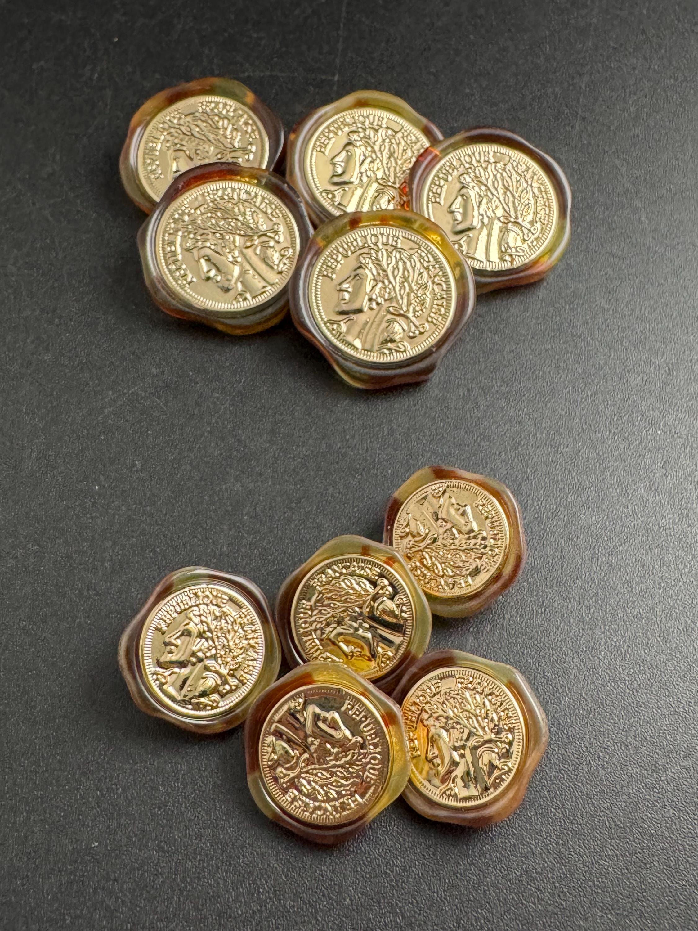 Gold coin buttons tortoiseshell light brown acrylic surround, choose size 25mm or 18mm ( 5pcs)