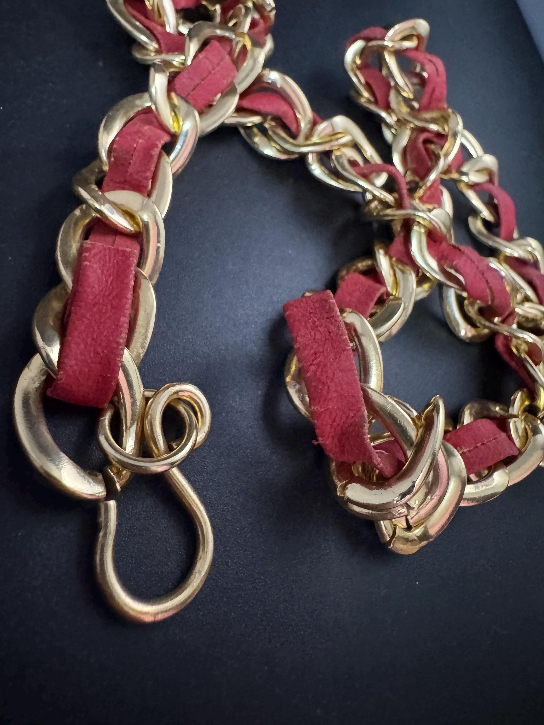 Red and gold metal chain belt, petite fit 73 to 86cm vintage fashion