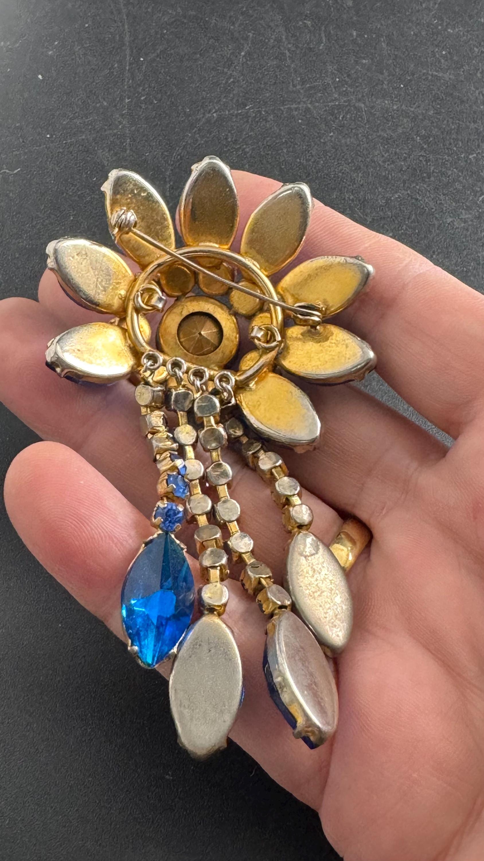 cobalt blue Sapphire diamanté Brooch, gold tone vintage