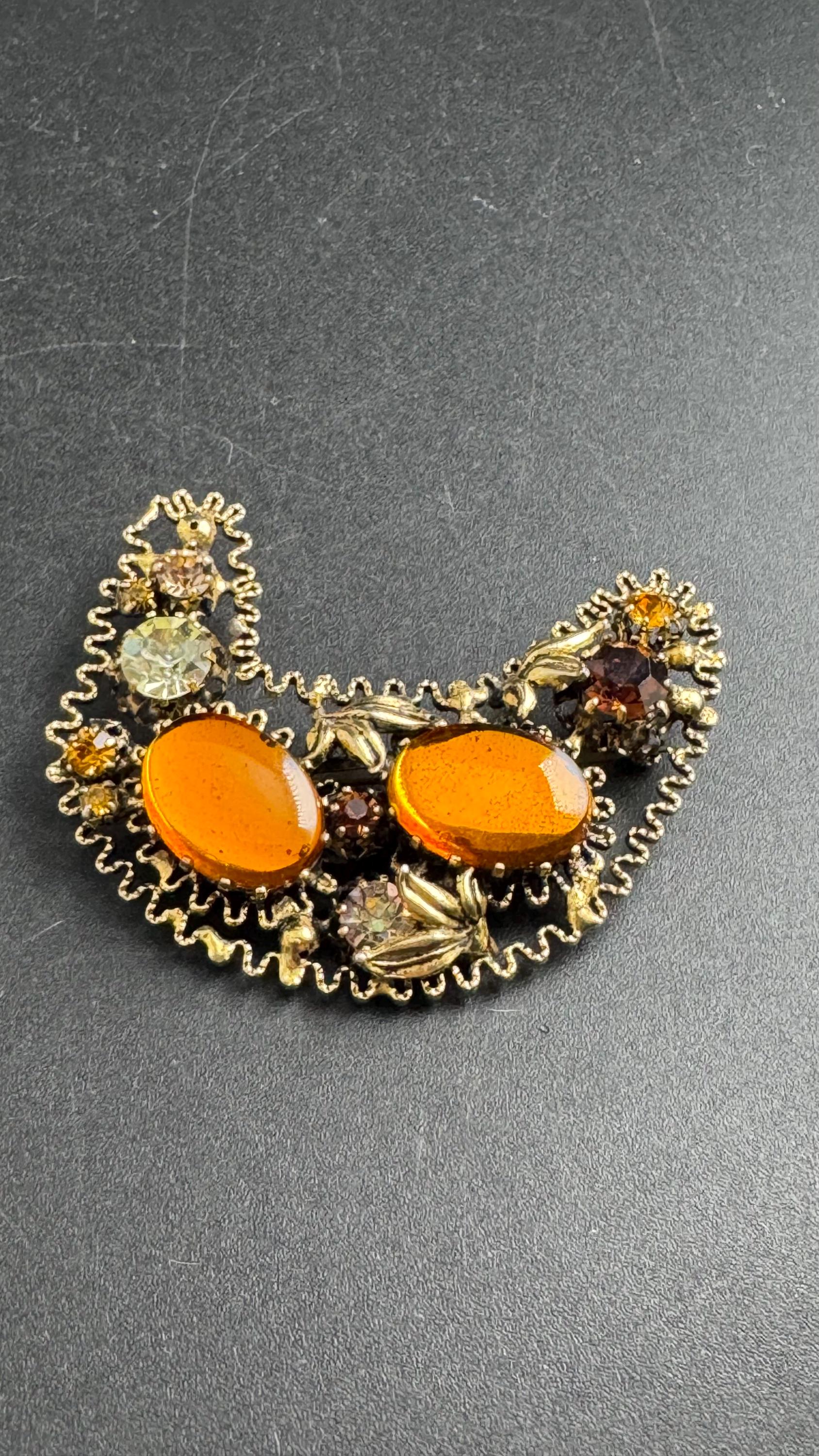 Austrian Crystal rhinestone brooch, oval cabochons unsigned gold tone