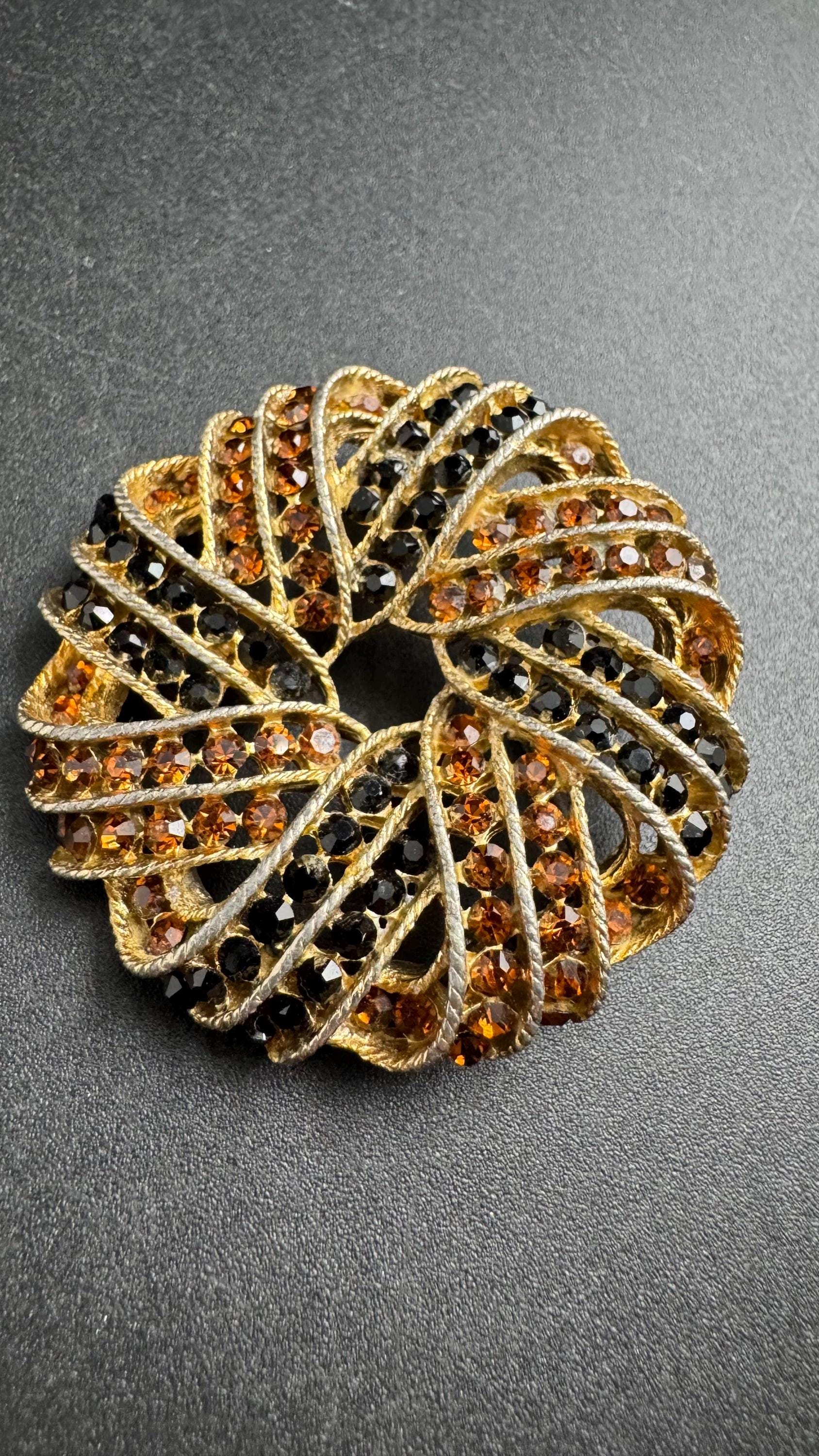 CAPRI brown black rhinestone brooch, cognac glass, Vintage diamanté signed