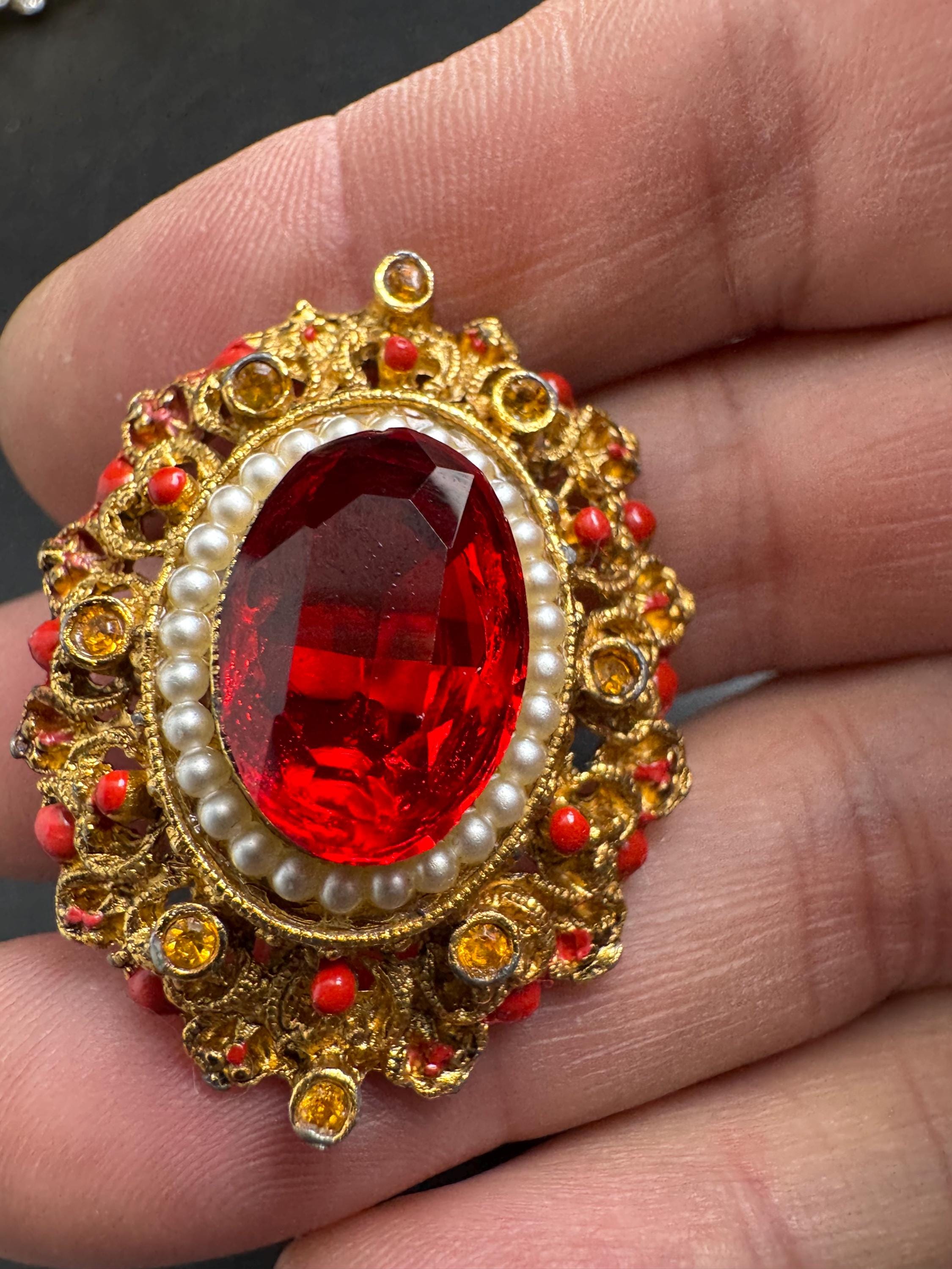 Oval ruby seed pearl Brooch: vintage Red Rhinestones