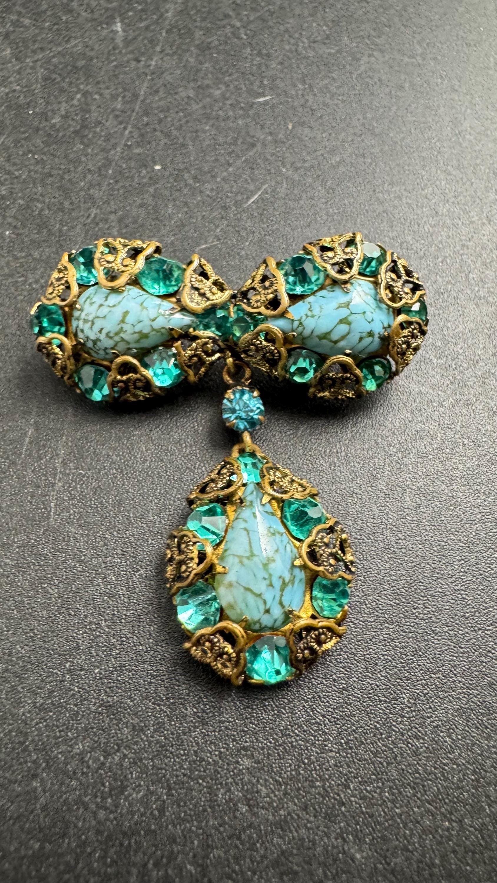 Czech emerald filigree dropper brooch, turquoise blue rhinestone teardrop Peking glass Art Deco