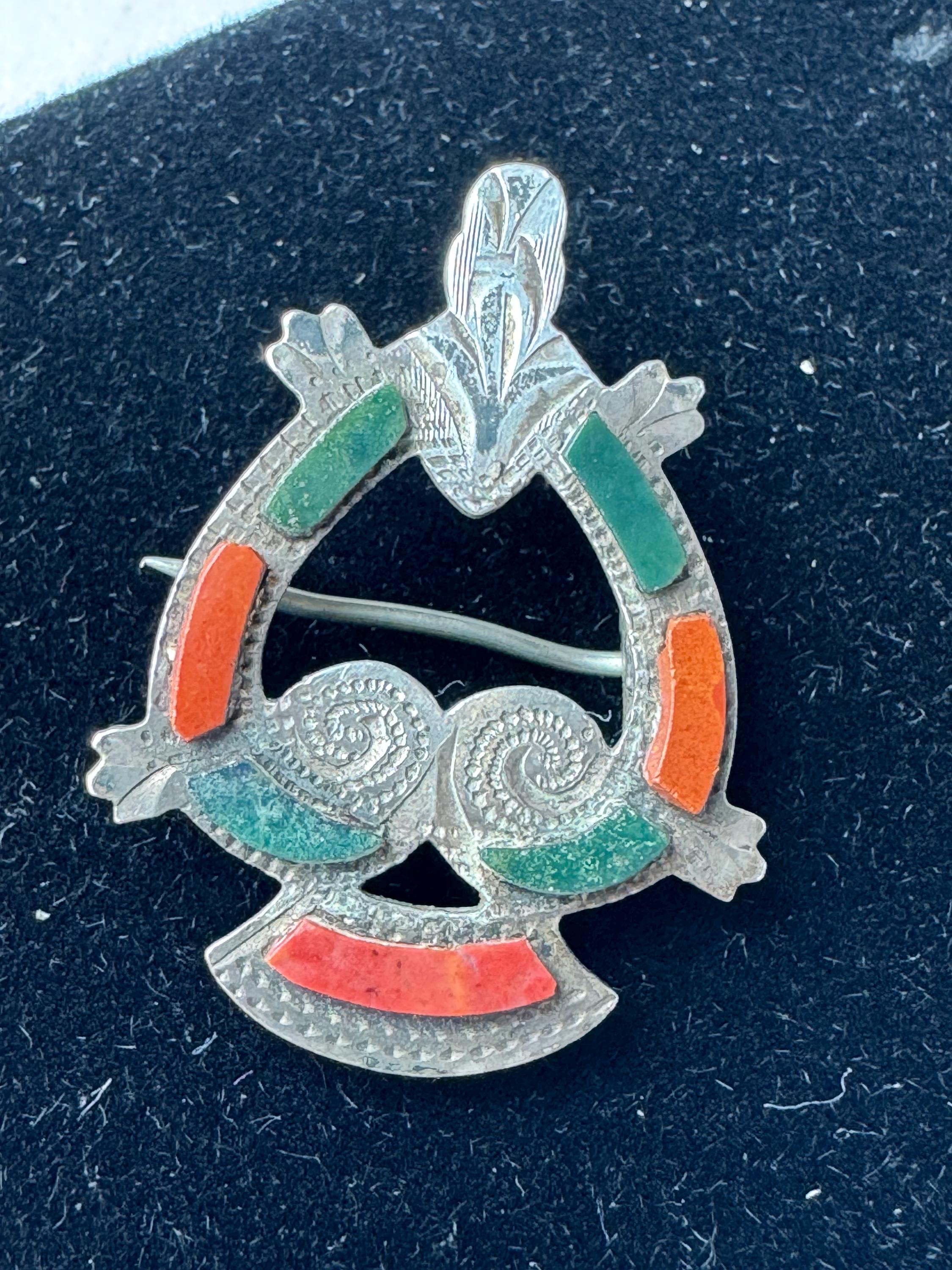 victorian agate antique silver brooch, old c clasp 3cm