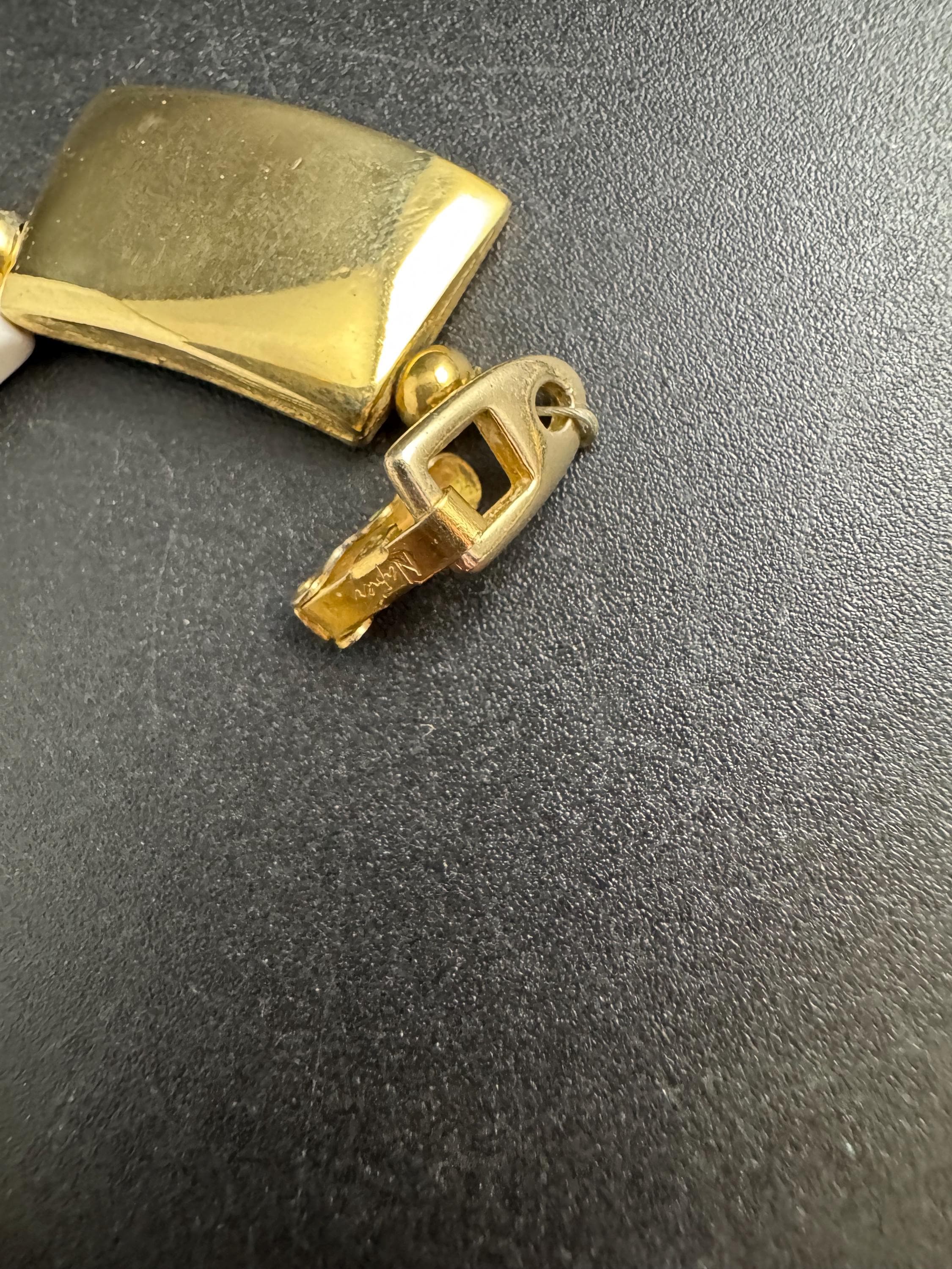 Signed NAPIER cream Enamel Choker: petite neck Vintage Gold Tone chain necklace