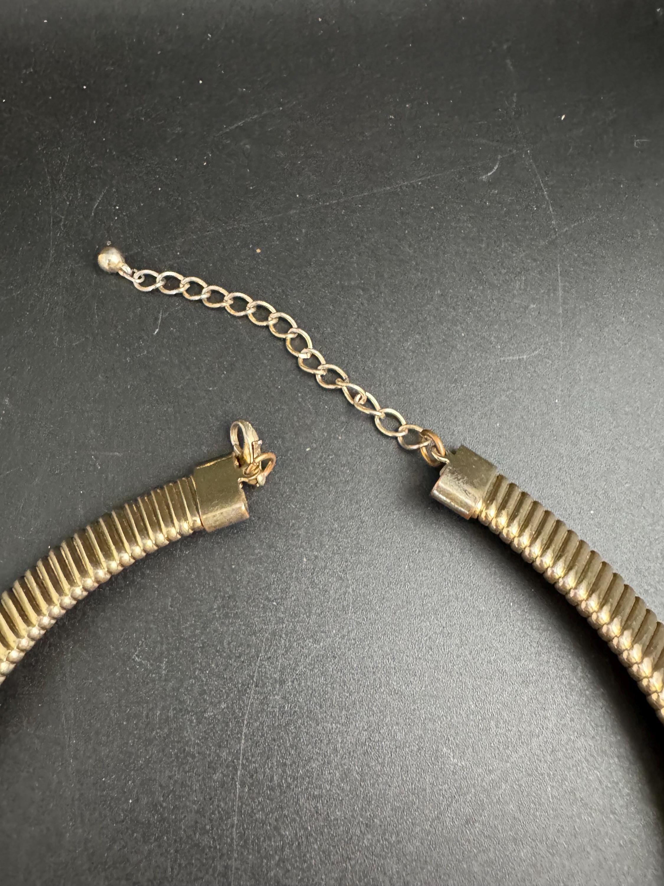 Wide gold omega choker necklace, statement piece 90s vintage