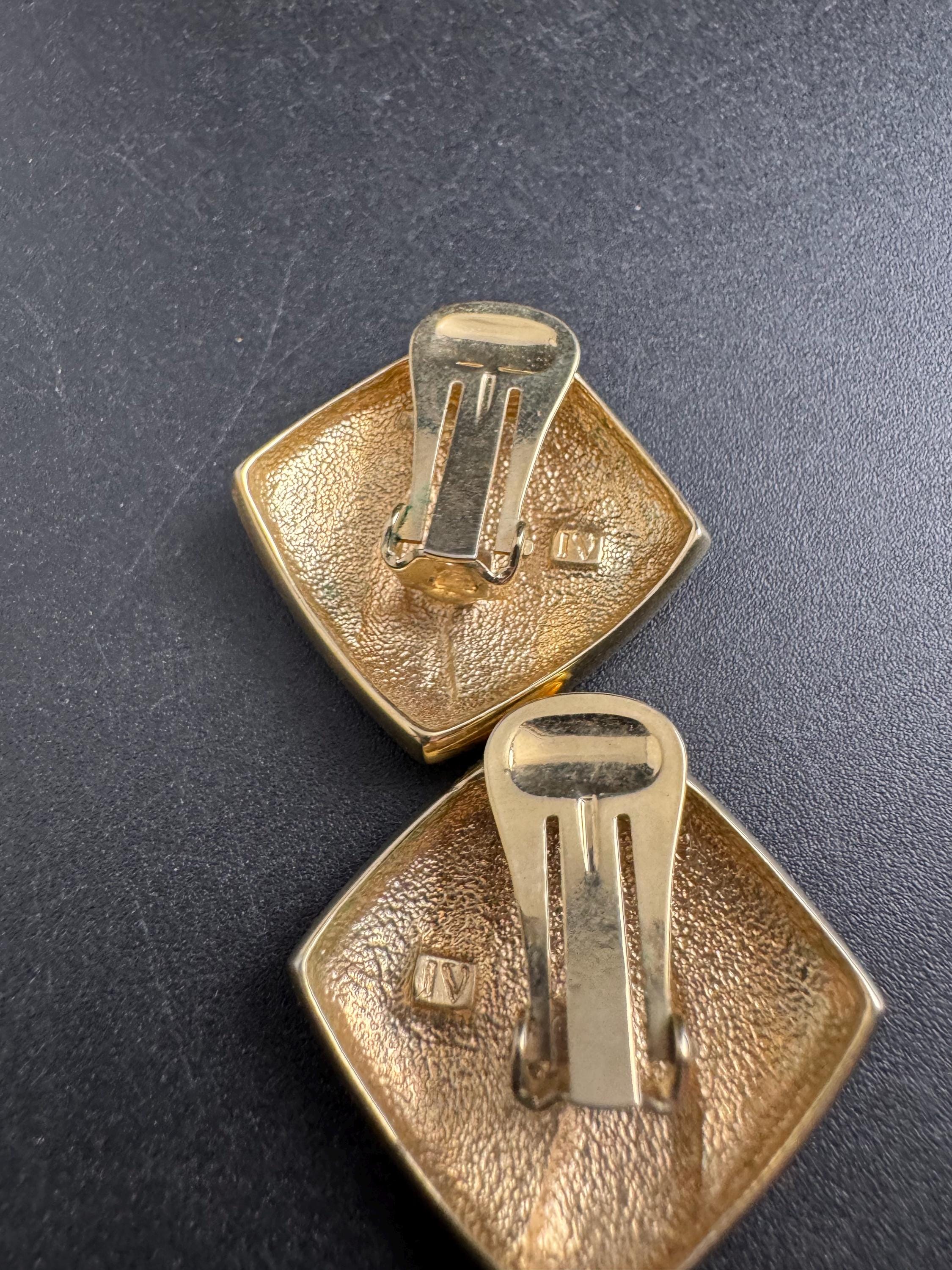 Beige brown Enamel Clip On Earrings: jaques vert vintage gold plated