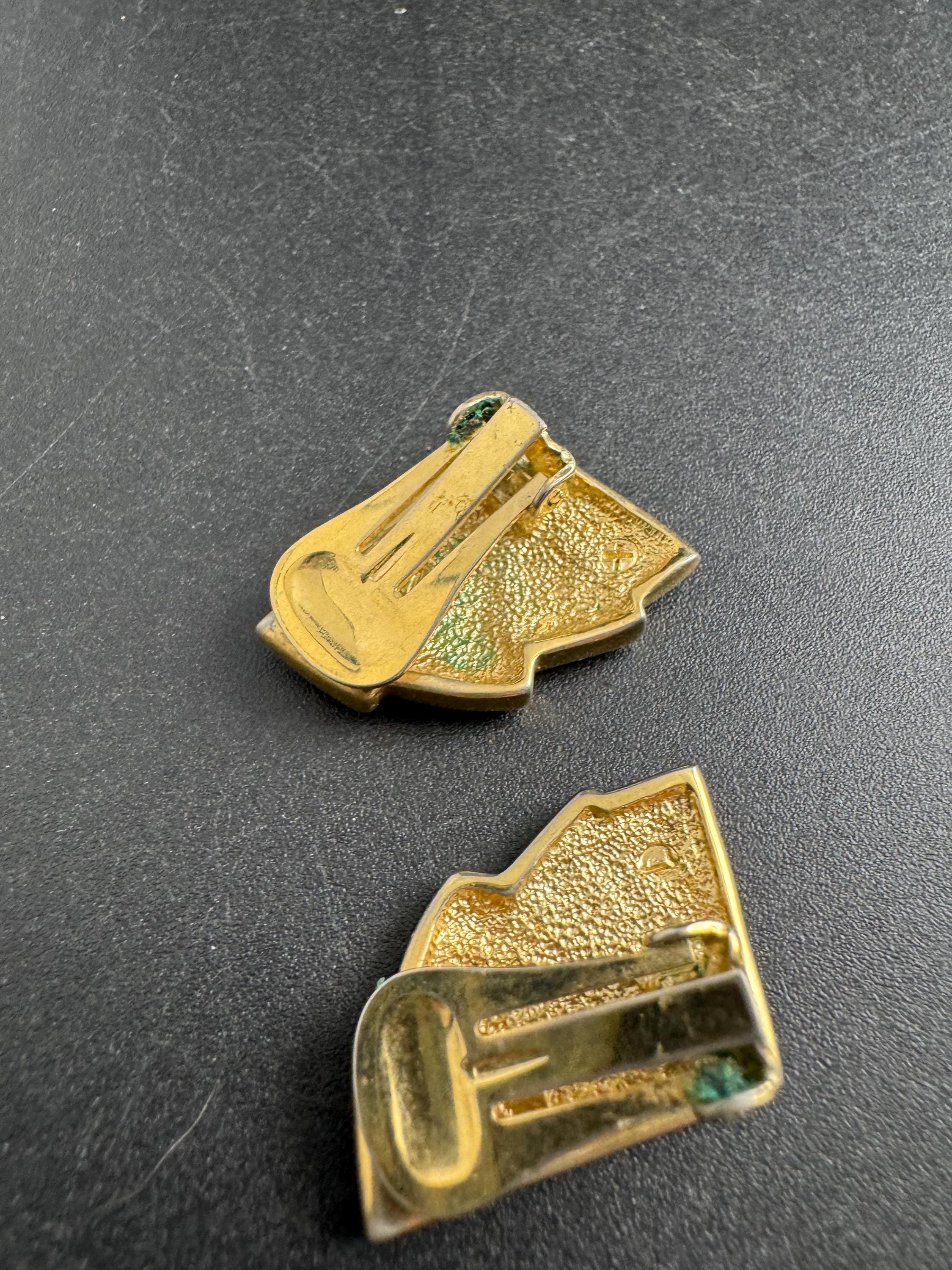 Beige cream Enamel Clip On Earrings: vintage gold plated