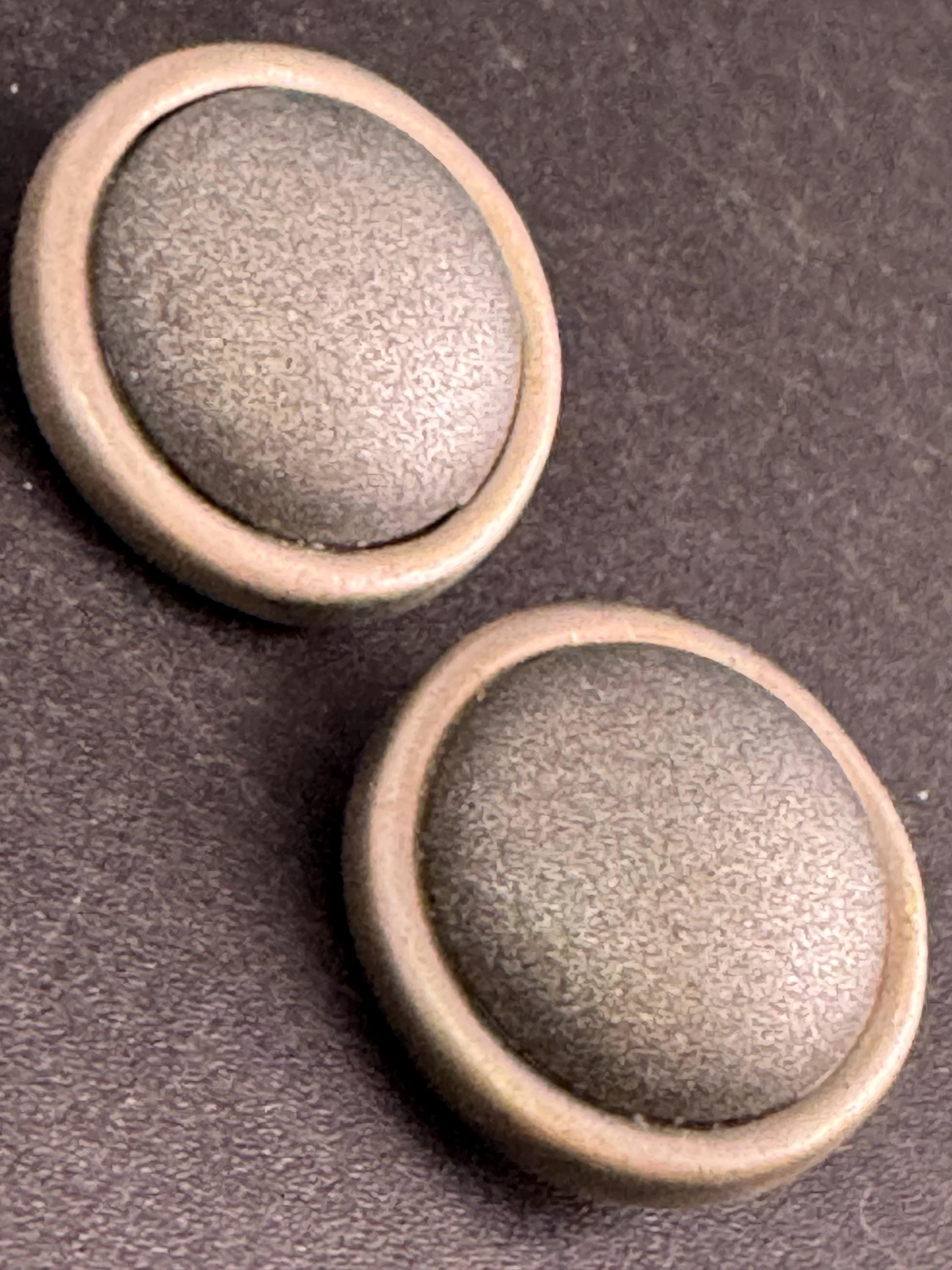 Italian round Clip On Earrings: slate grey and silver tone vintage deadstock