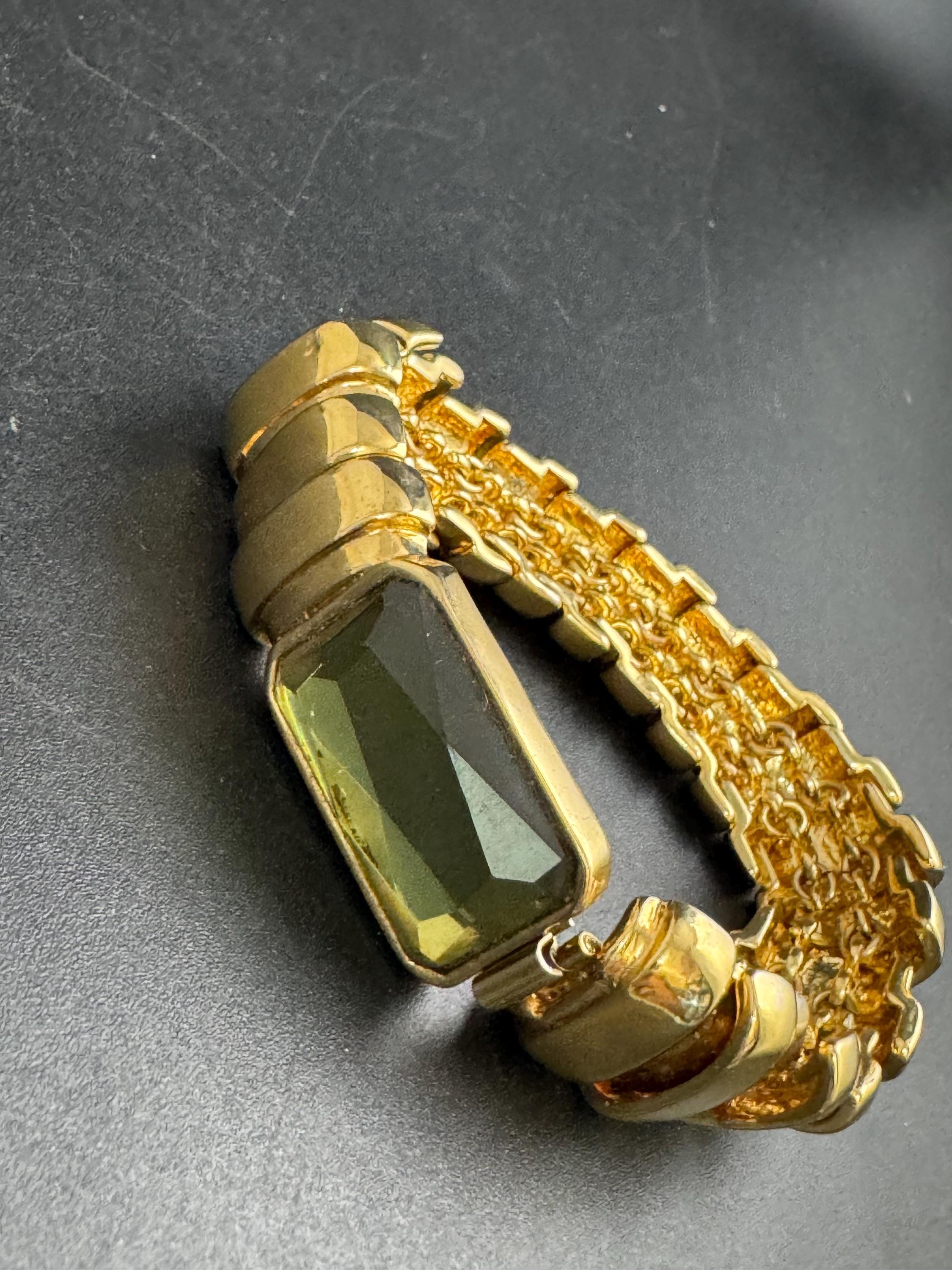 Banana republic gold Link Bracelet, rectangular Emerald Rhinestone cabochon vintage and signed