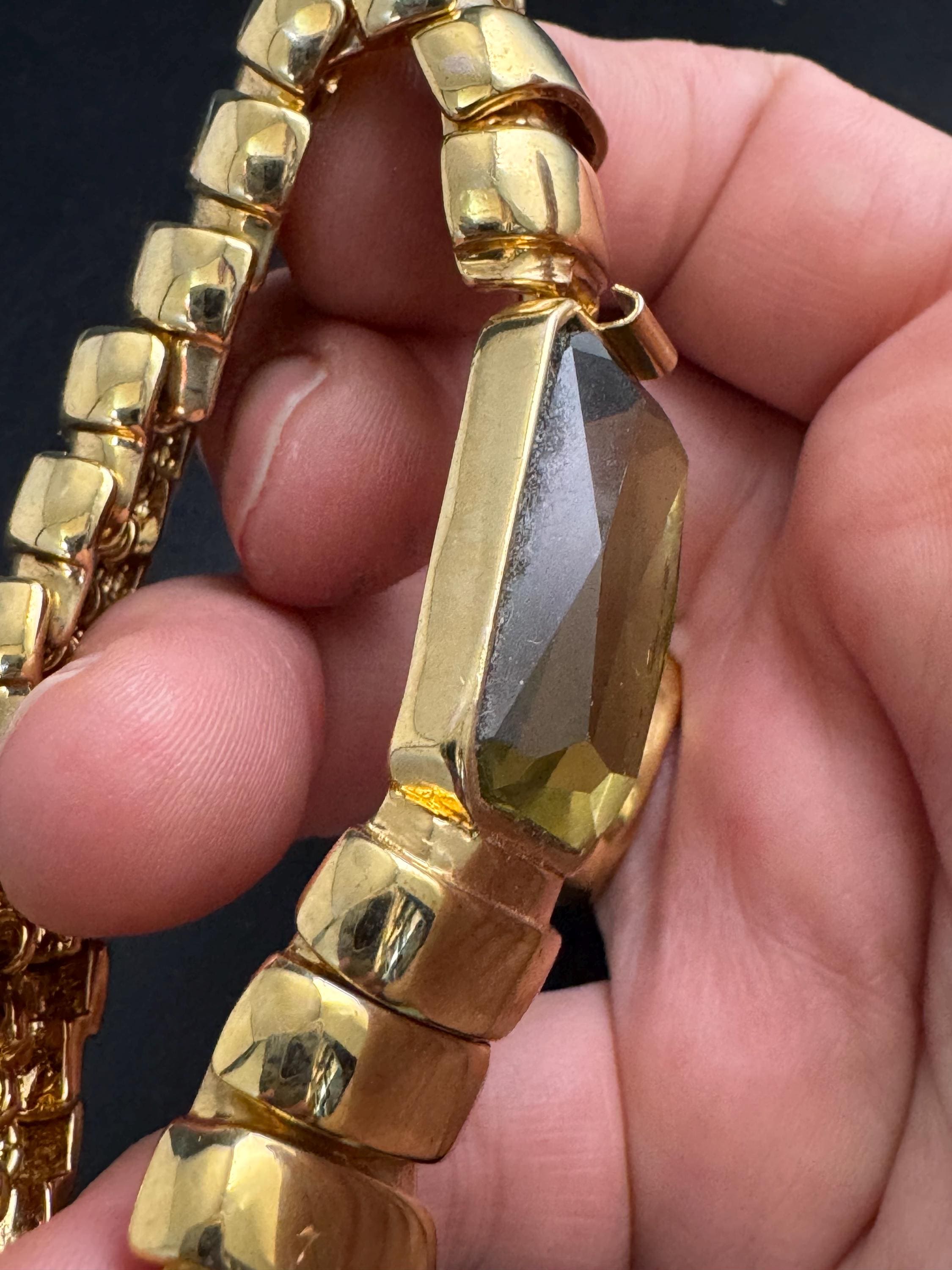 Banana republic gold Link Bracelet, rectangular Emerald Rhinestone cabochon vintage and signed