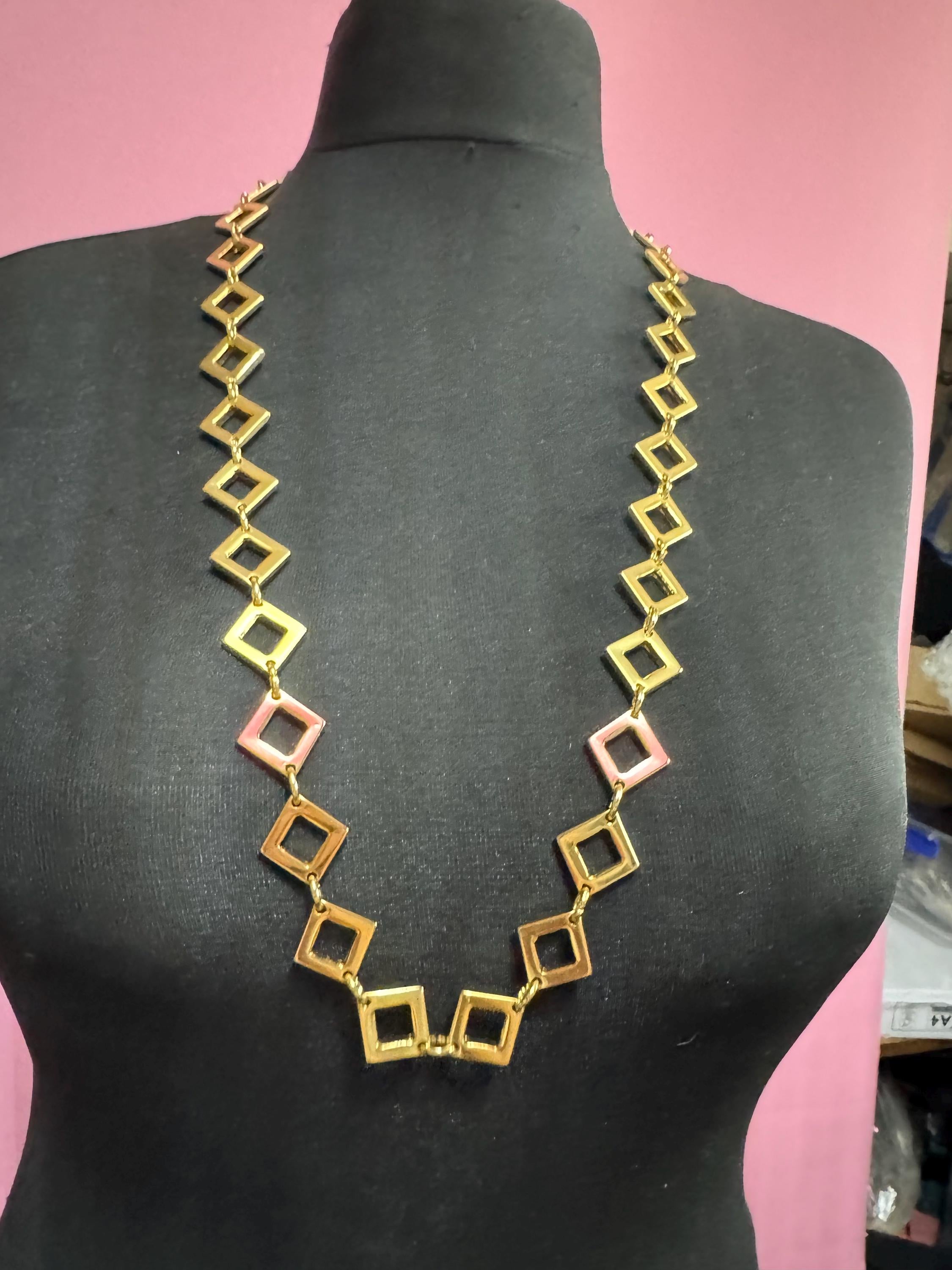 Ladies gold metal chain belt, fits 87- to 105cm vintage fashion