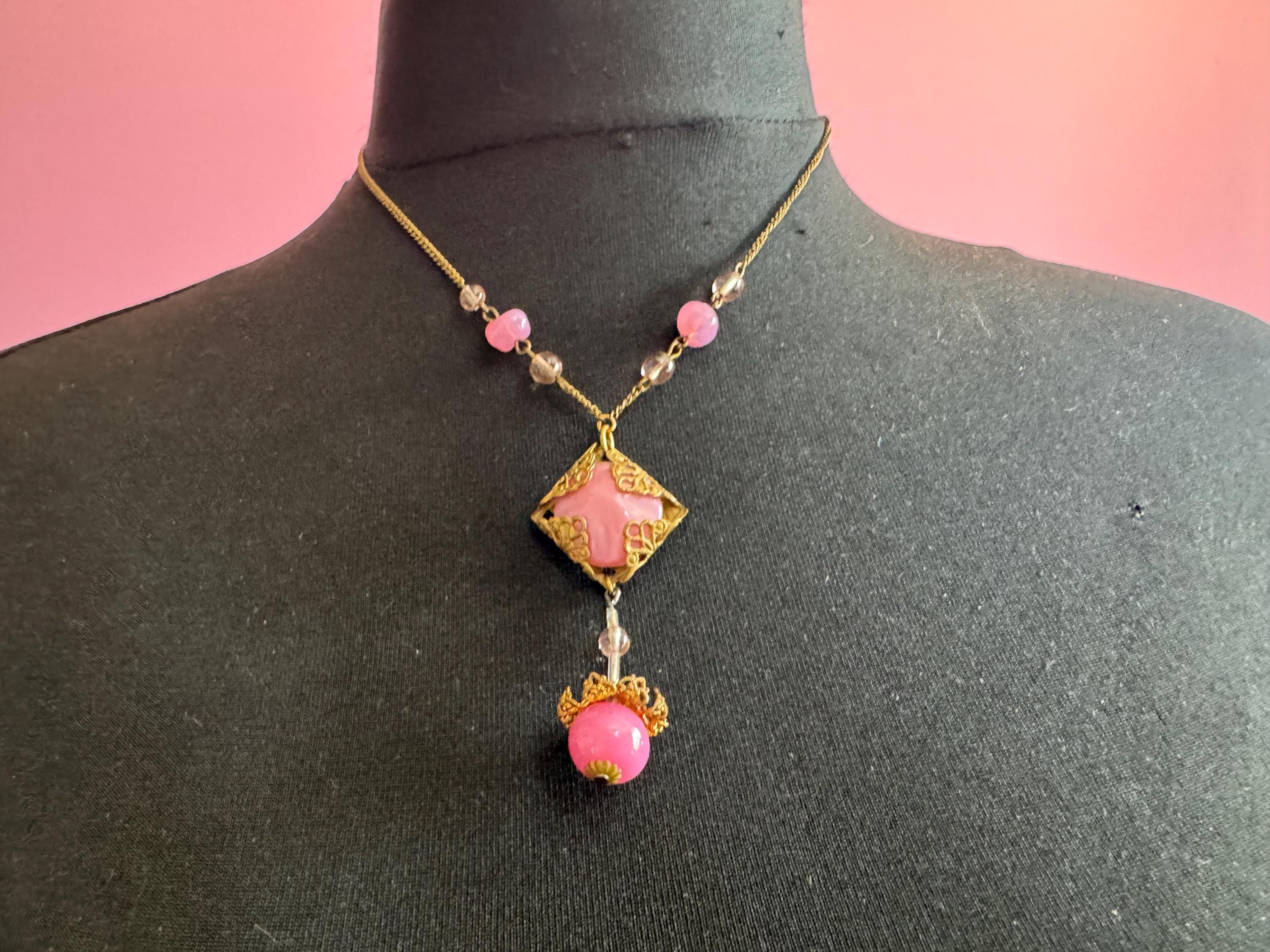 Vintage Czech pink glass Pendant Necklace, filigree brass lariat 1930s