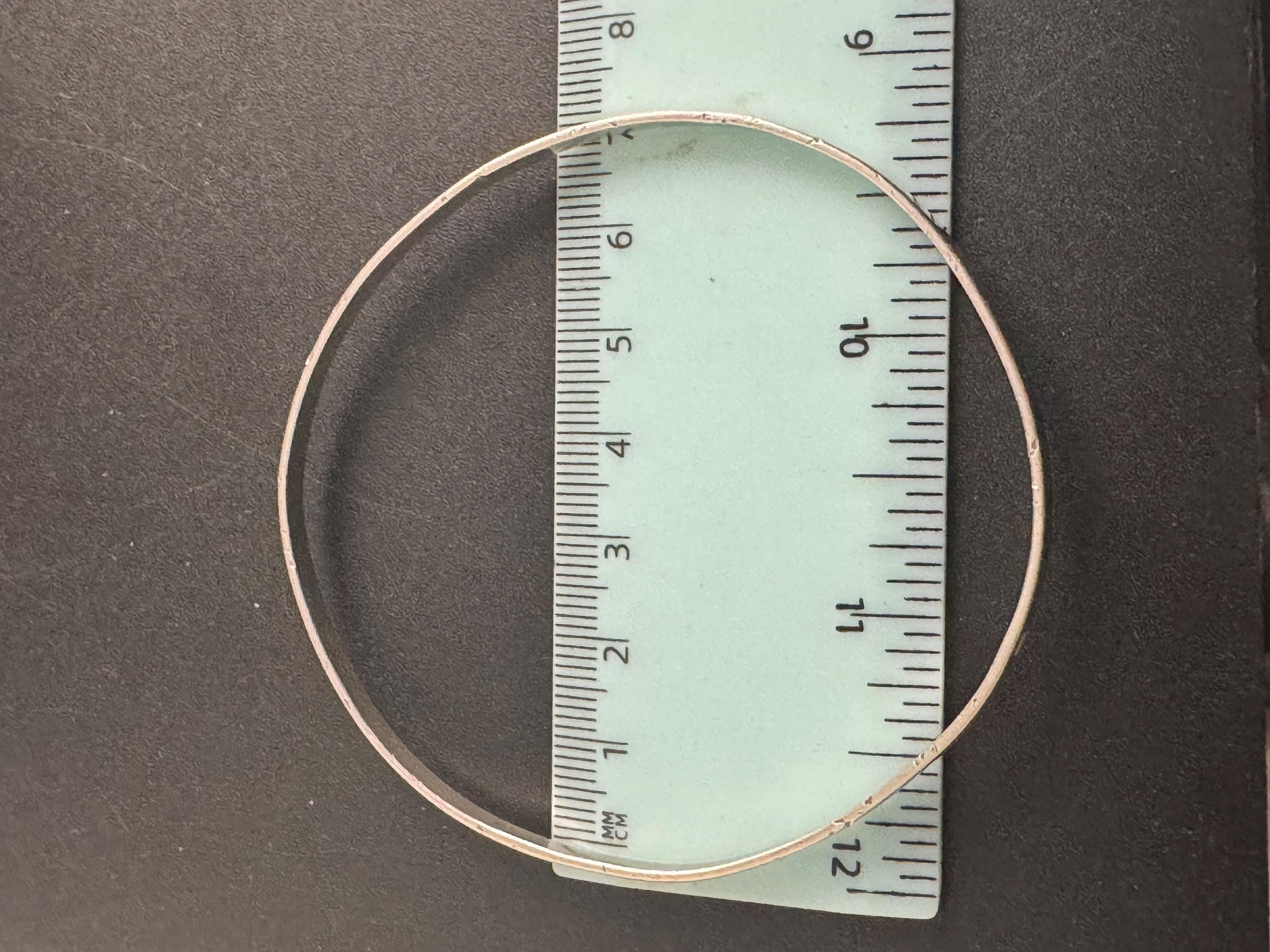 plain 925 round slim bangle, sterling silver 10.3 grams 7cm