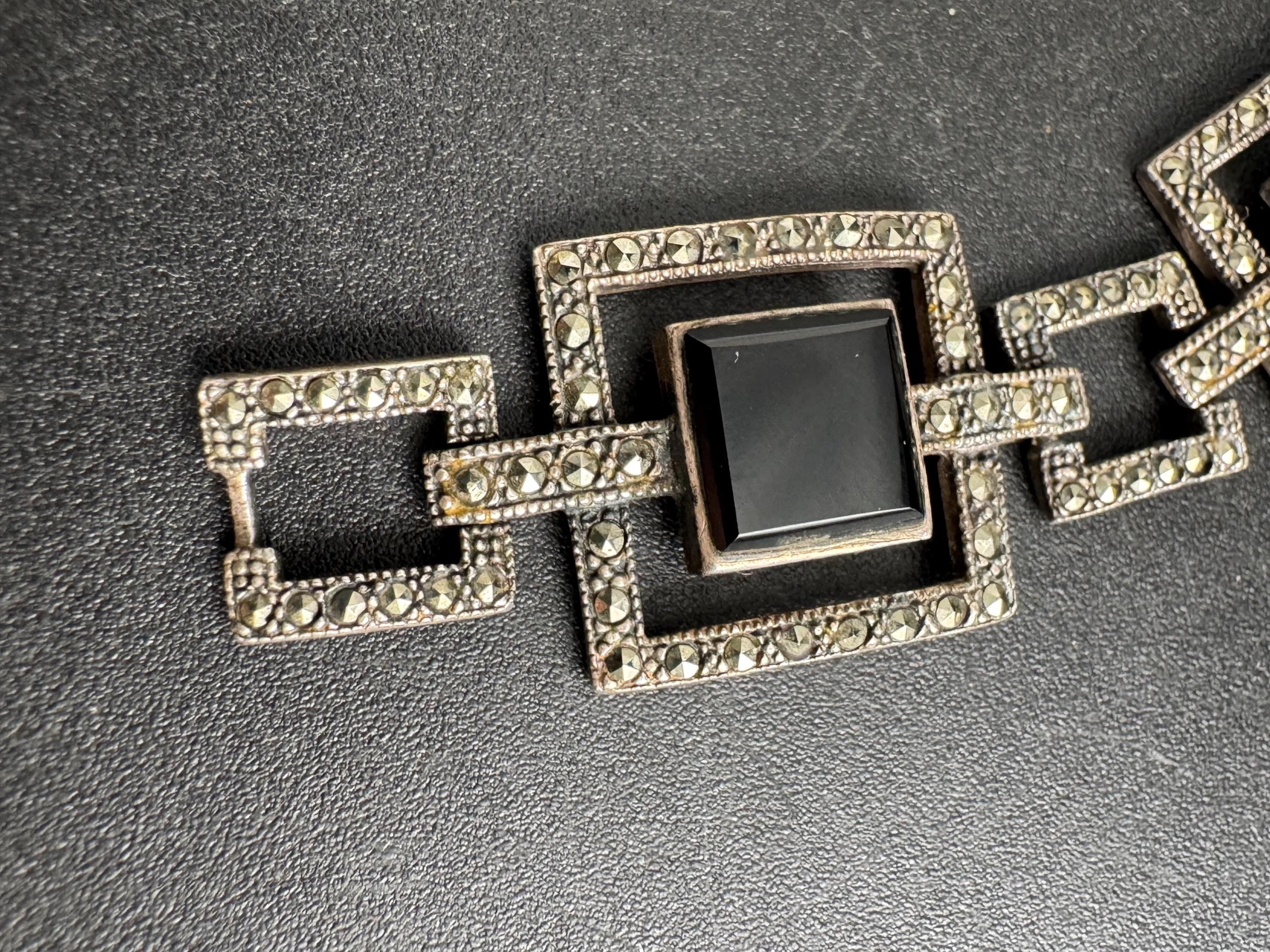 925 Sterling silver onyx panel bracelet, 26gms 18cm