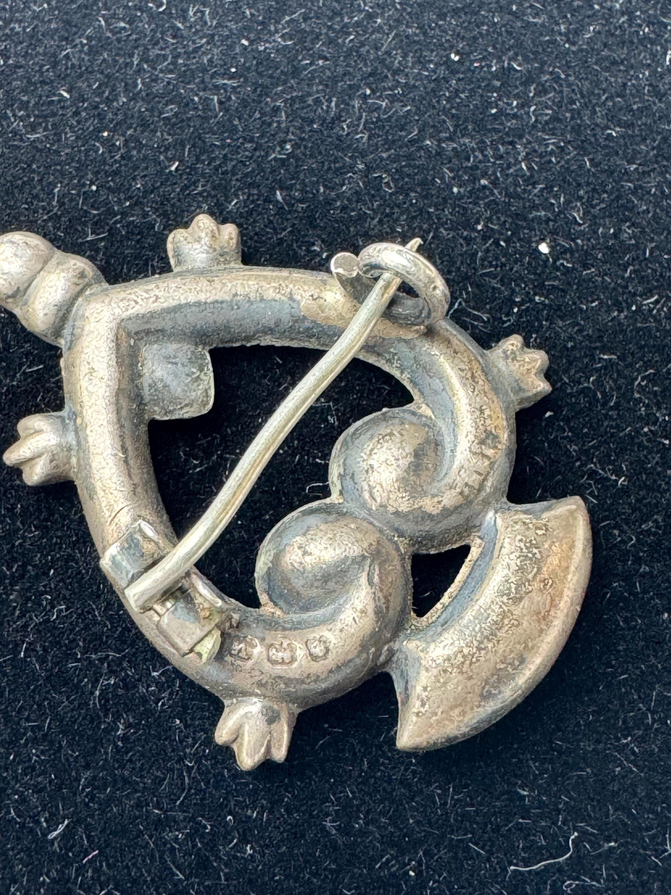 victorian agate antique silver brooch, old c clasp 3cm