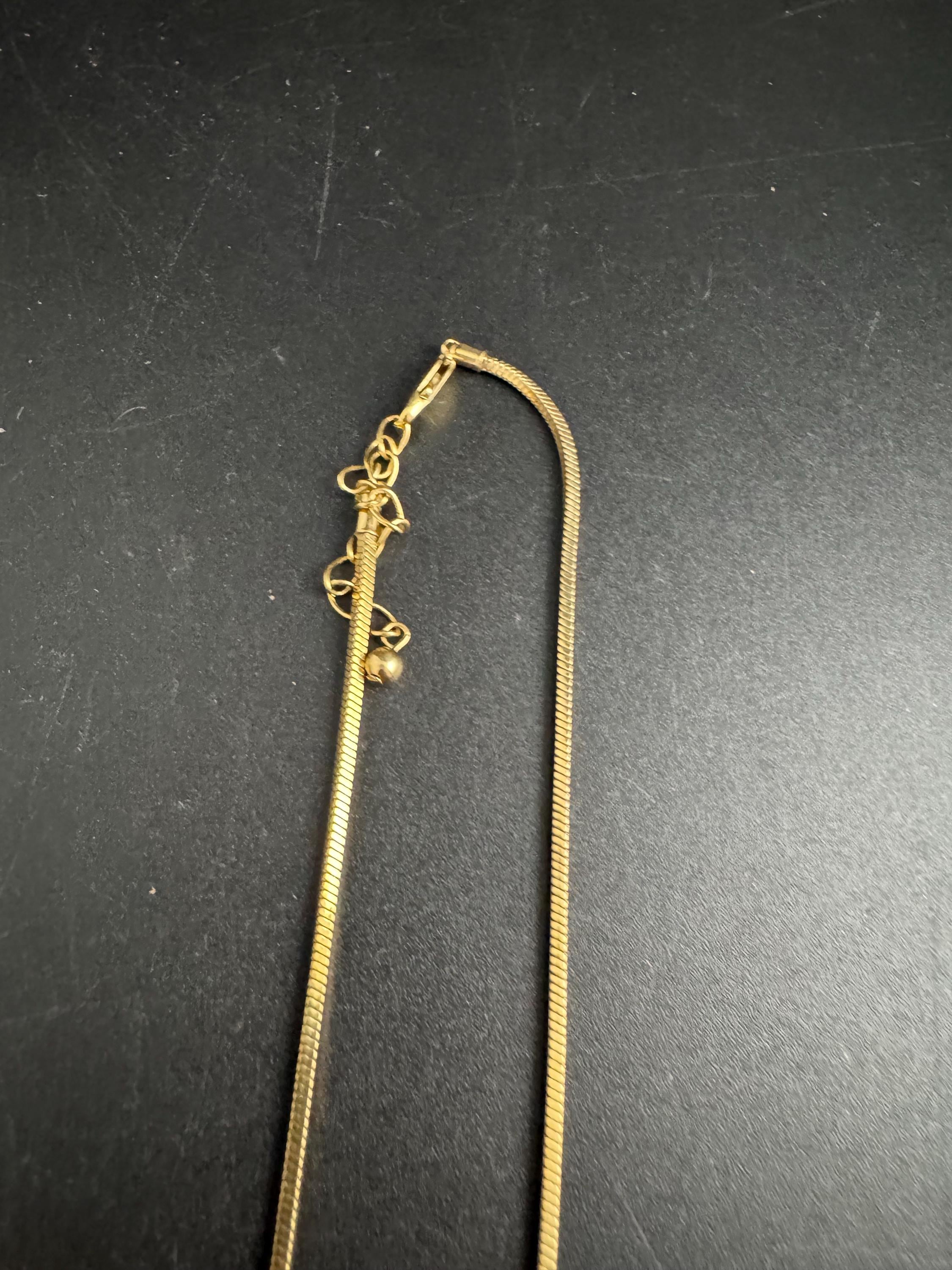 Vintage coin pendant necklace , gold tone circa 1970s