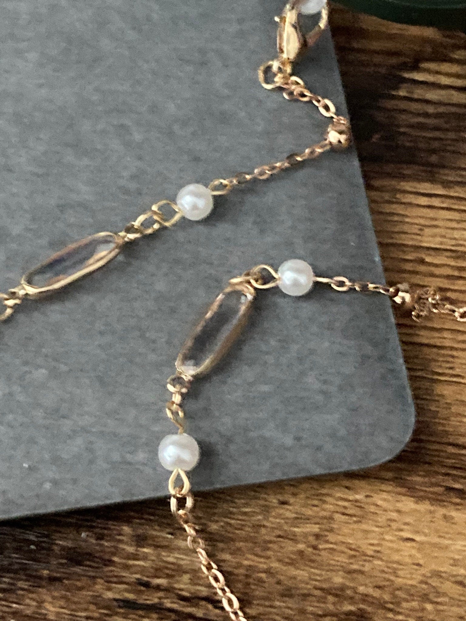 Never lose your glasses sunglasses chain gold tone rivière bezel set clear crystal diamanté lanyard