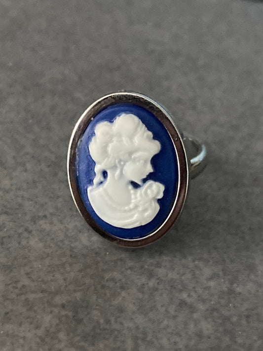 non tarnish stainless steel blue resin cameo lady ring adj size N O P Q R S