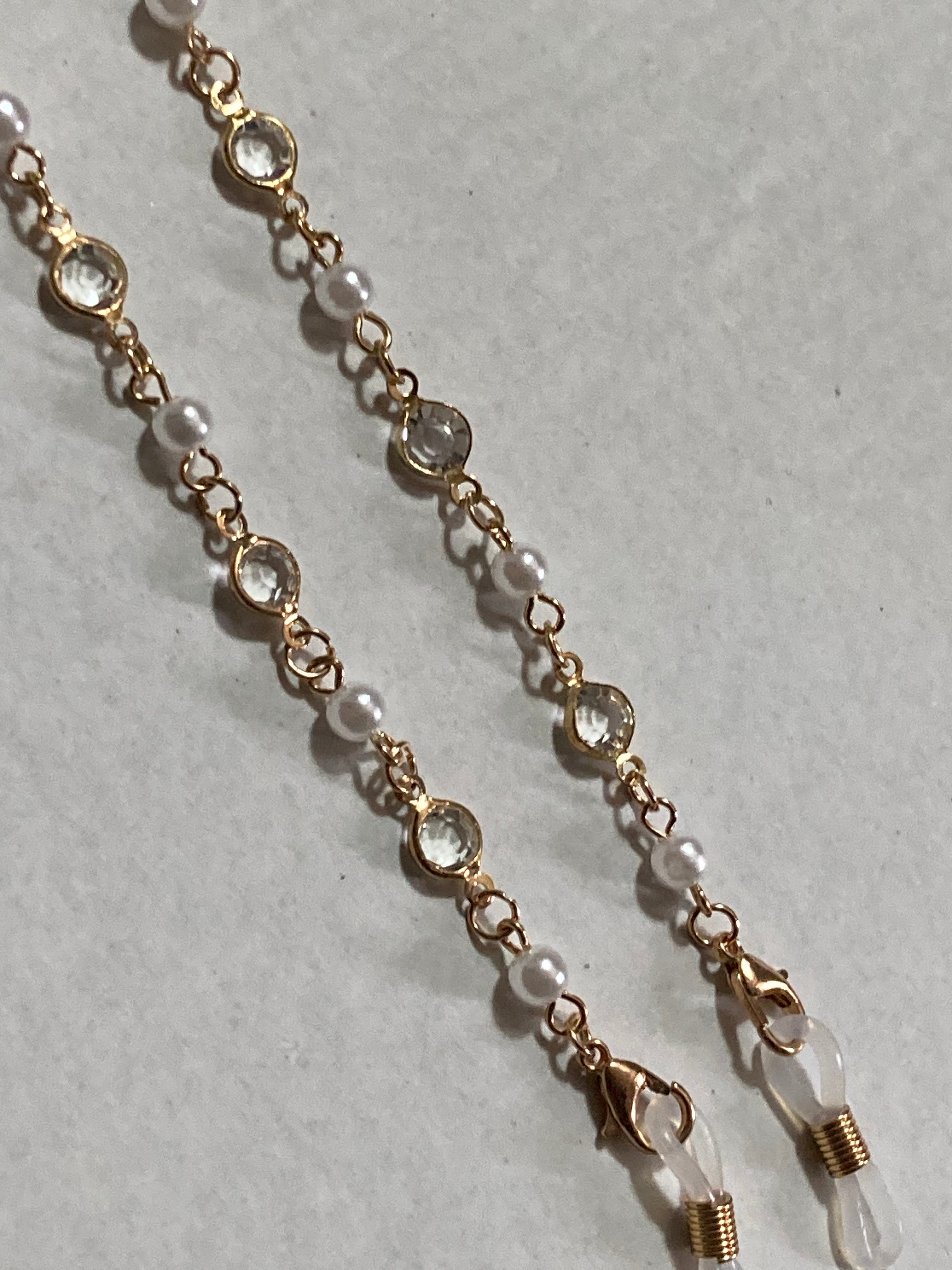 Sunglasses glasses gold diamanté chain