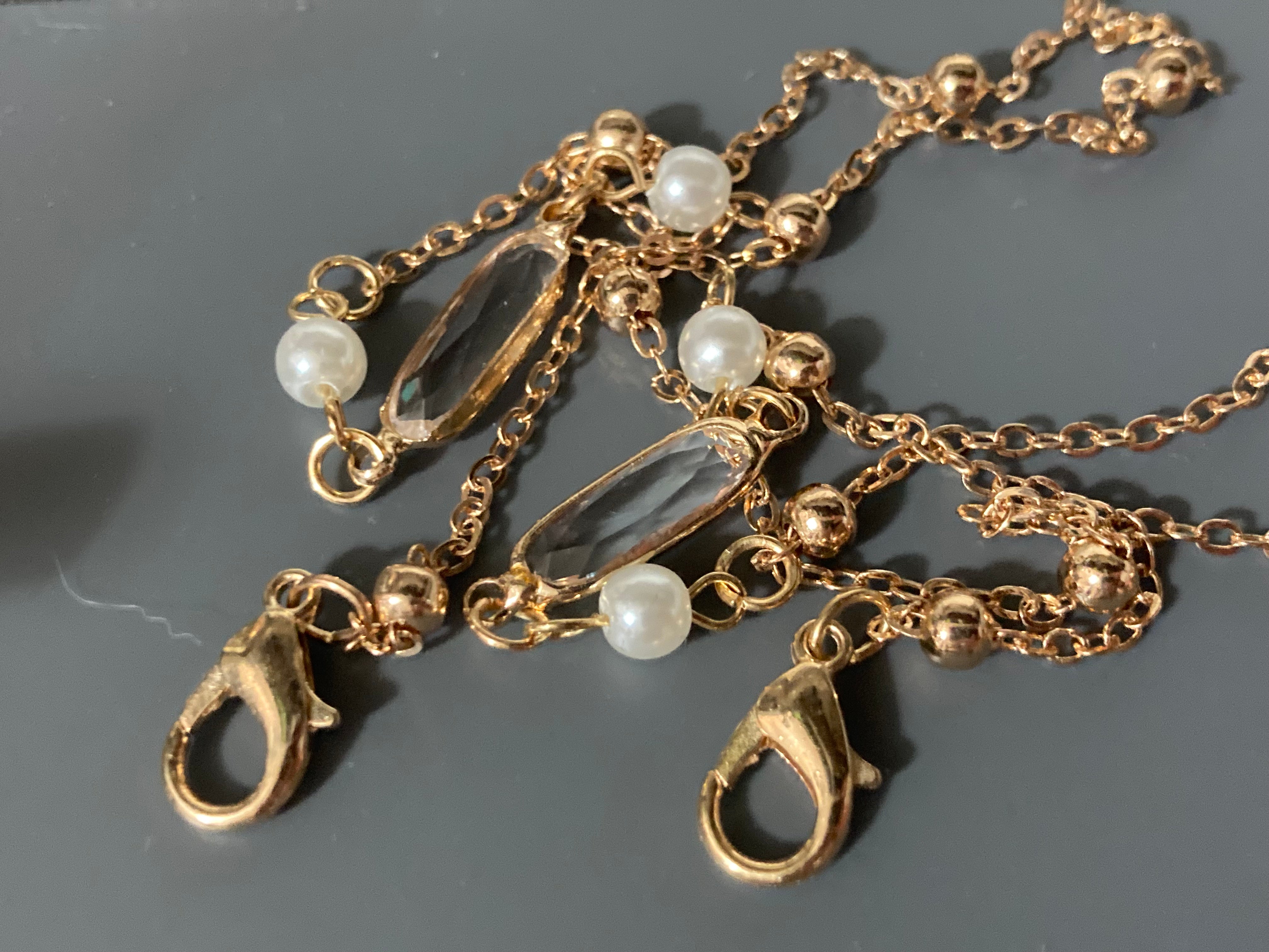 Never lose your glasses sunglasses chain gold tone rivière bezel set clear crystal diamanté lanyard