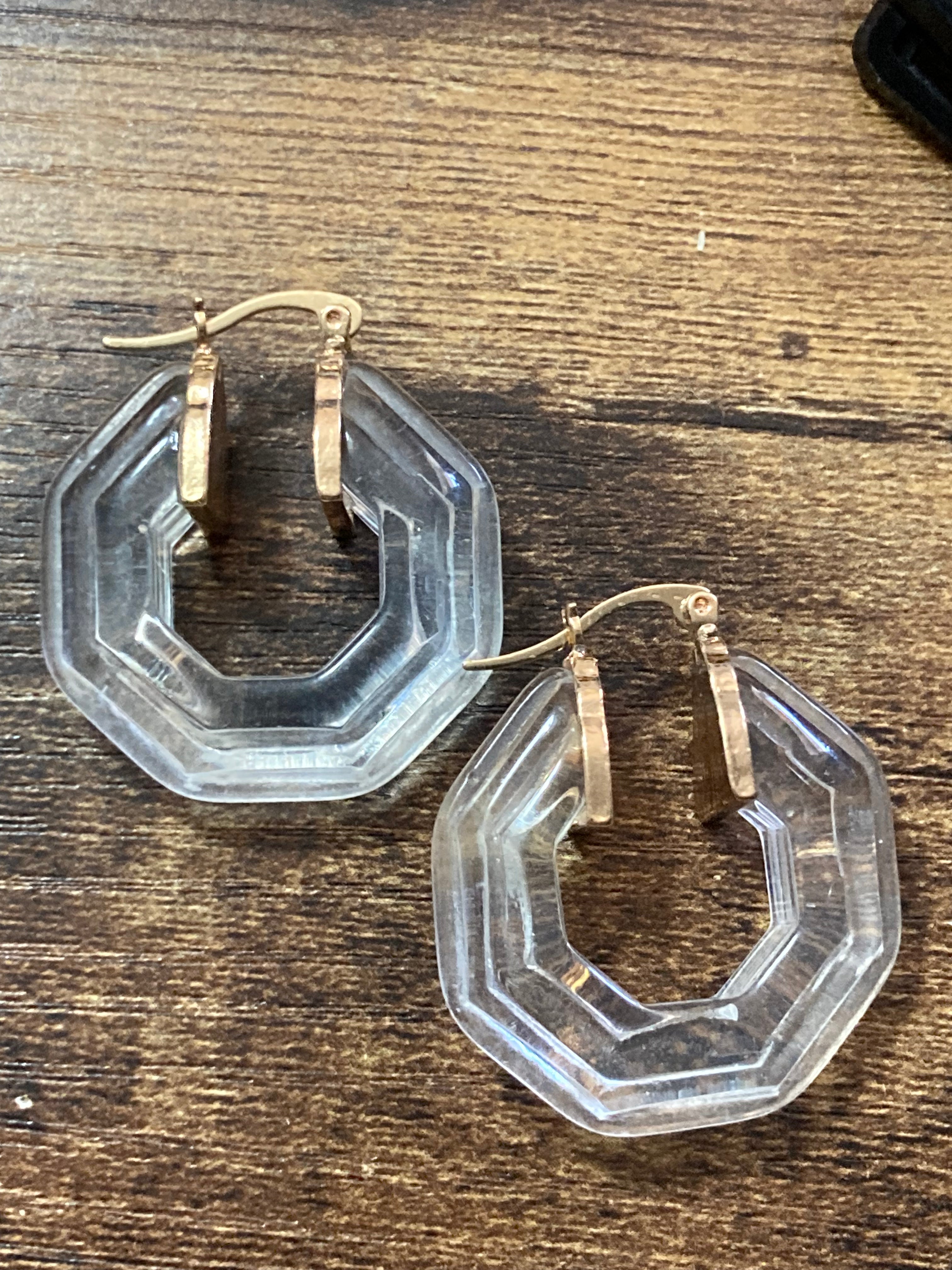Octagonal Clear acrylic gold tone hoop earrings