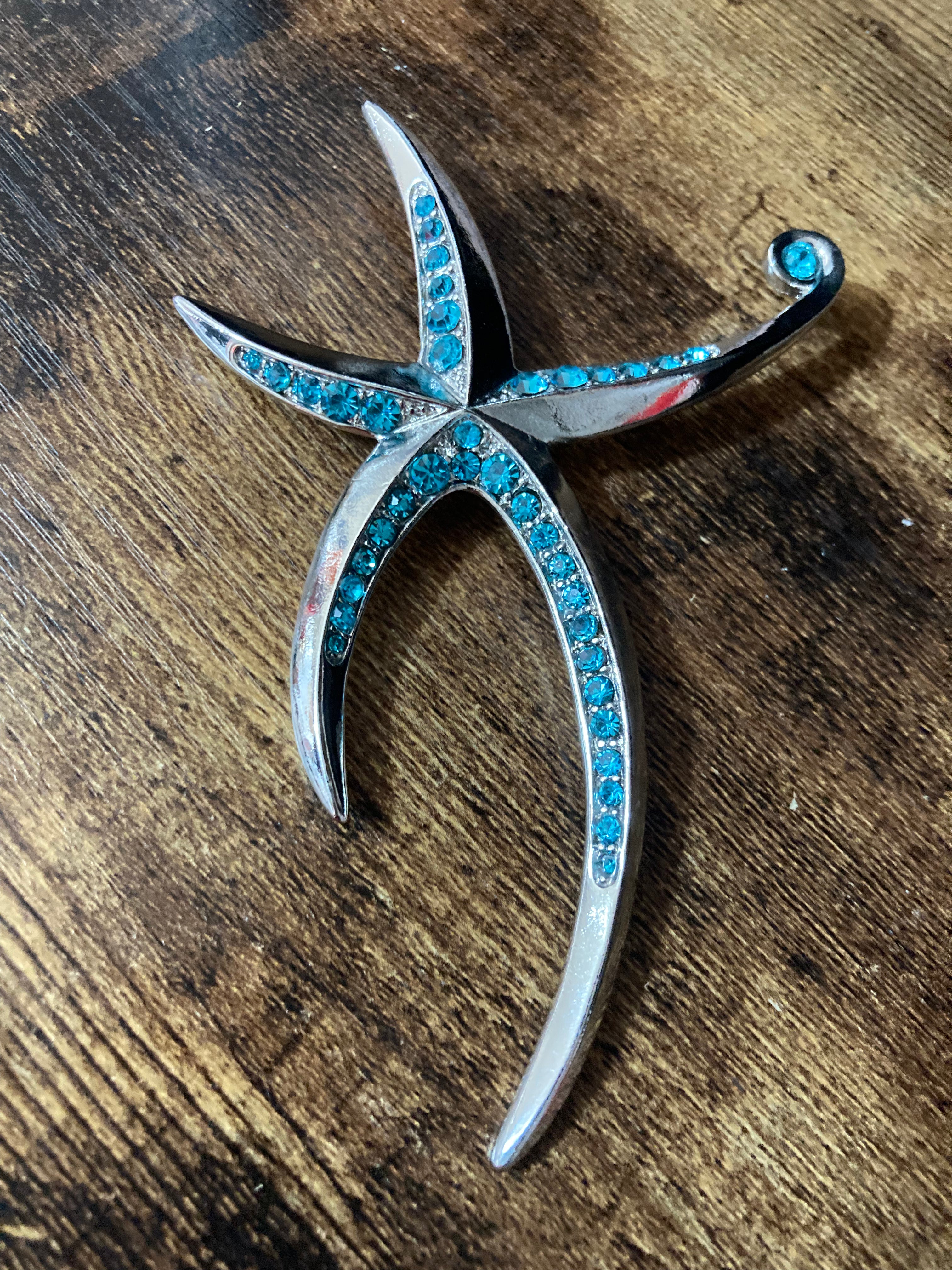 Large starfish brooch blue diamanté
