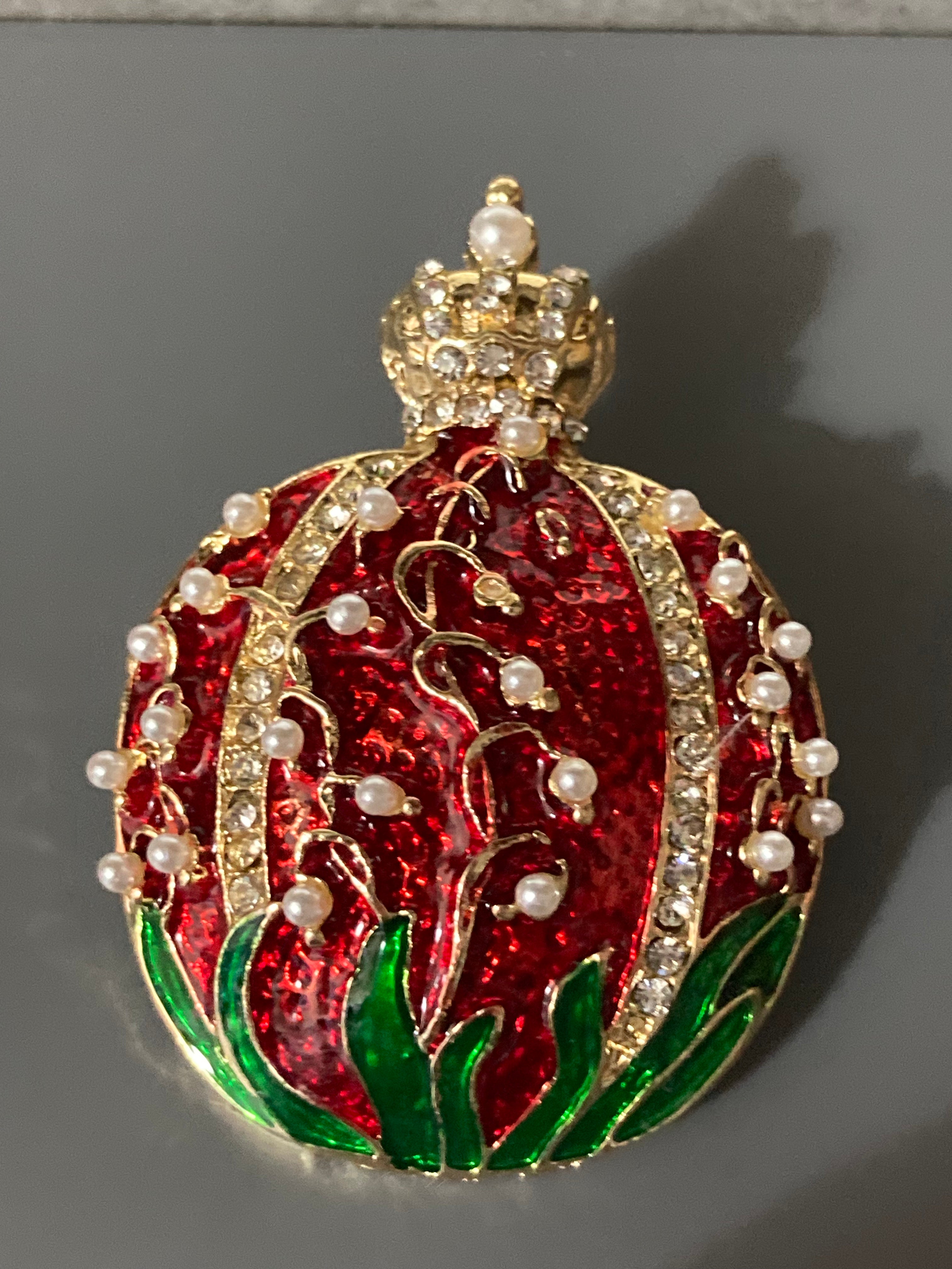 Red enamel royal crown pomegranate fruit brooch