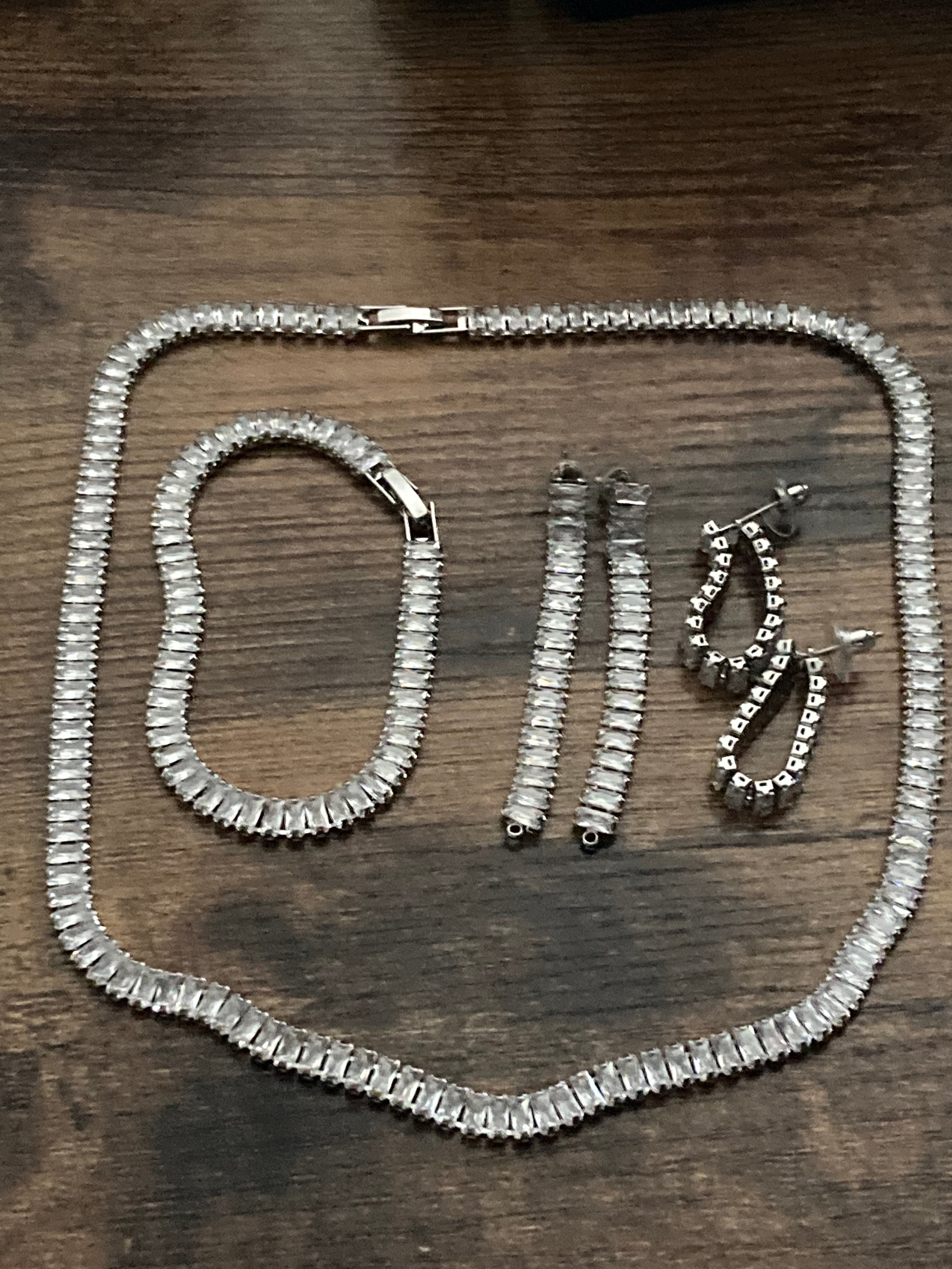 High End clear CZ necklace baguette Crystal diamanté White gold plated