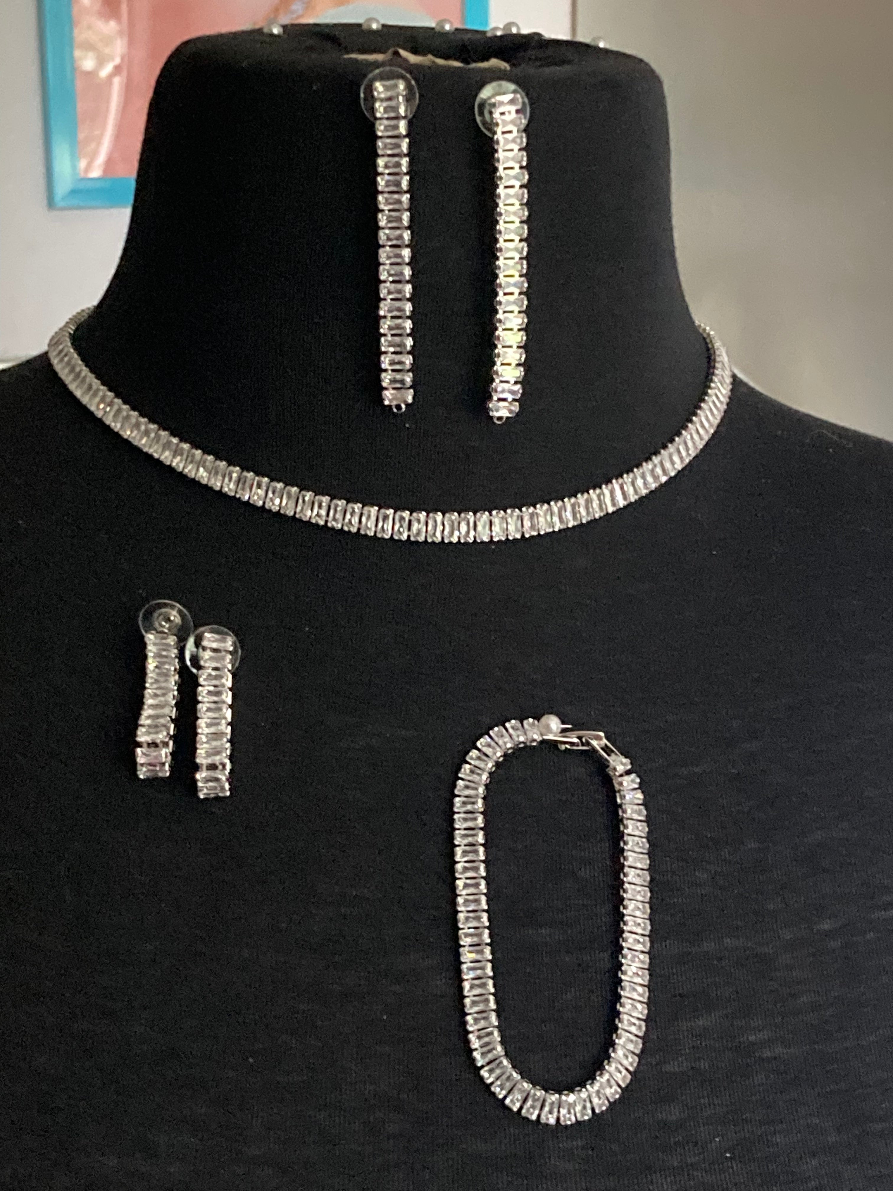 High End clear CZ necklace baguette Crystal diamanté White gold plated